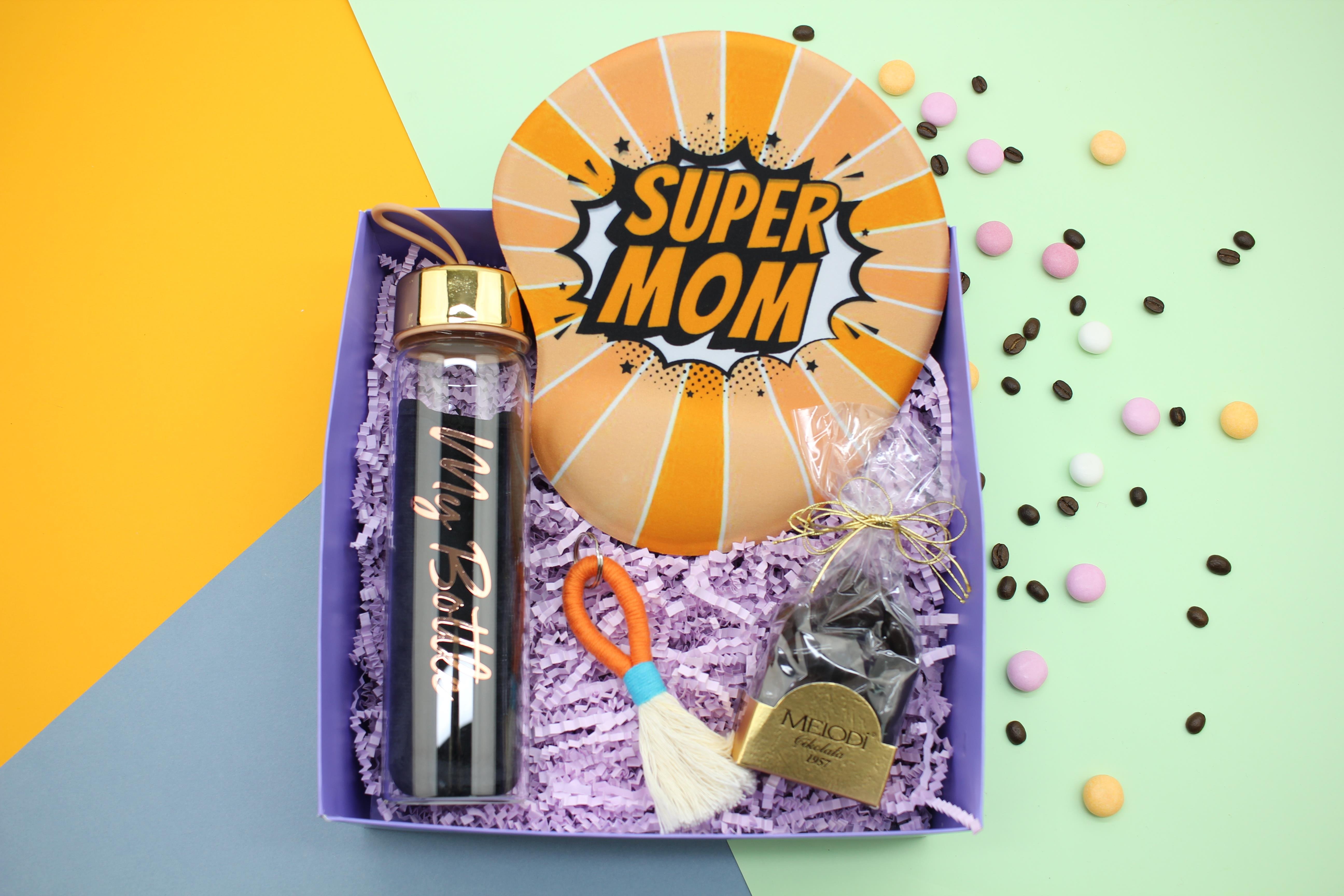 super-mom-anneler-gunu-hediye-kutusu--c30fc6.jpg