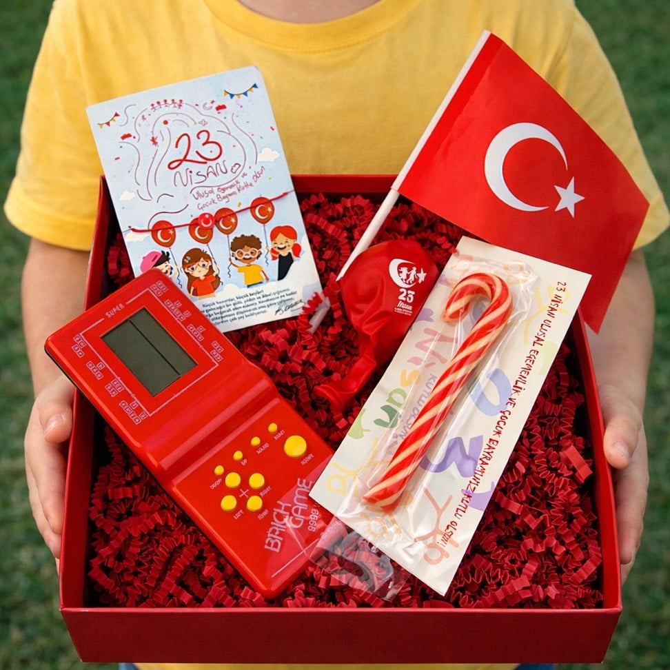 Tetrisli Mini 23 Nisan Hediye Kutusu
