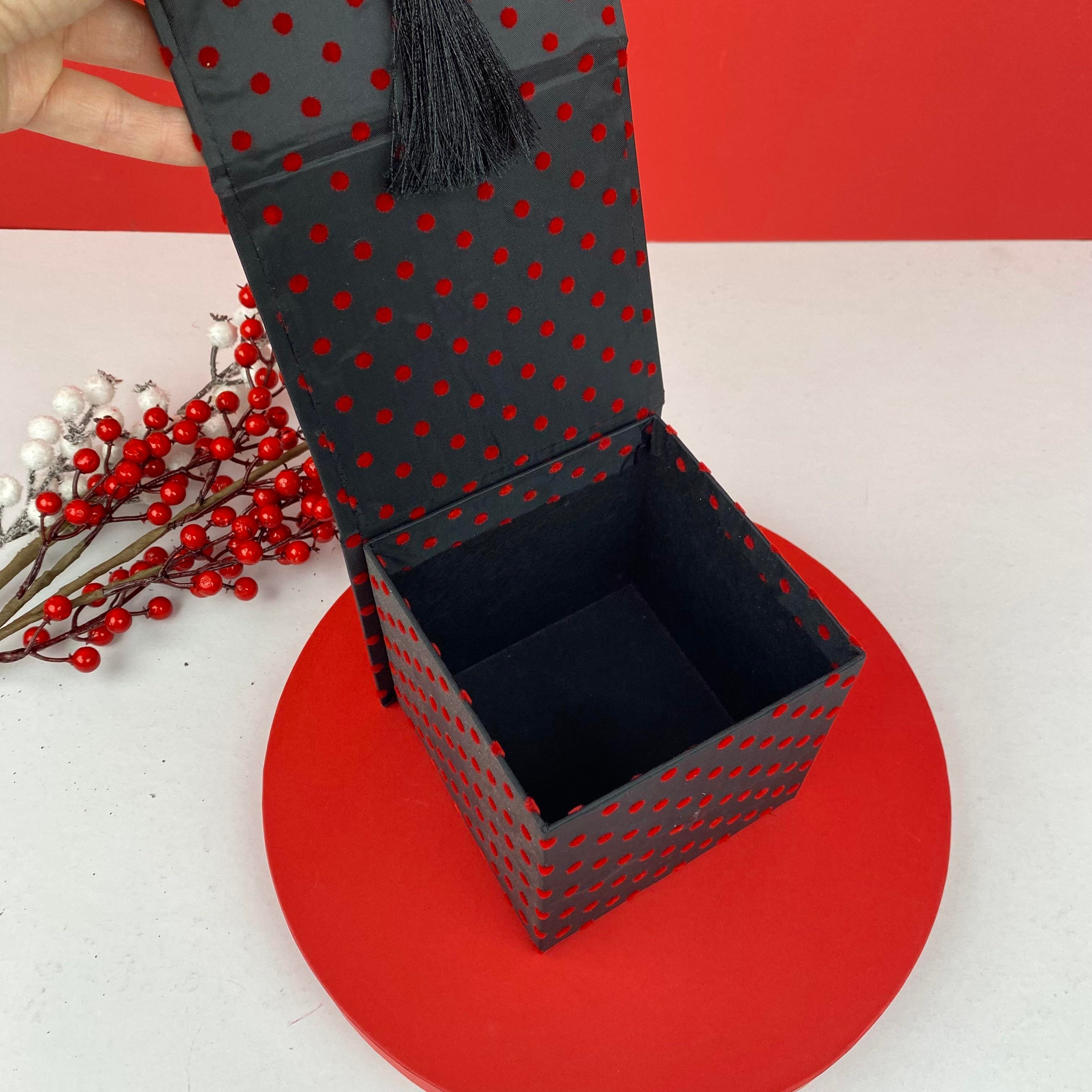 Yeşil  Kadife Sevgililer Günü Boş Hediye Kutusu