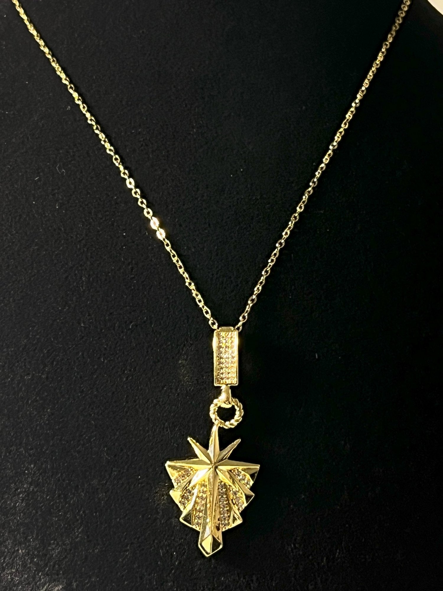 KUTUP YILDIZI MODEL KOLYE - GOLD