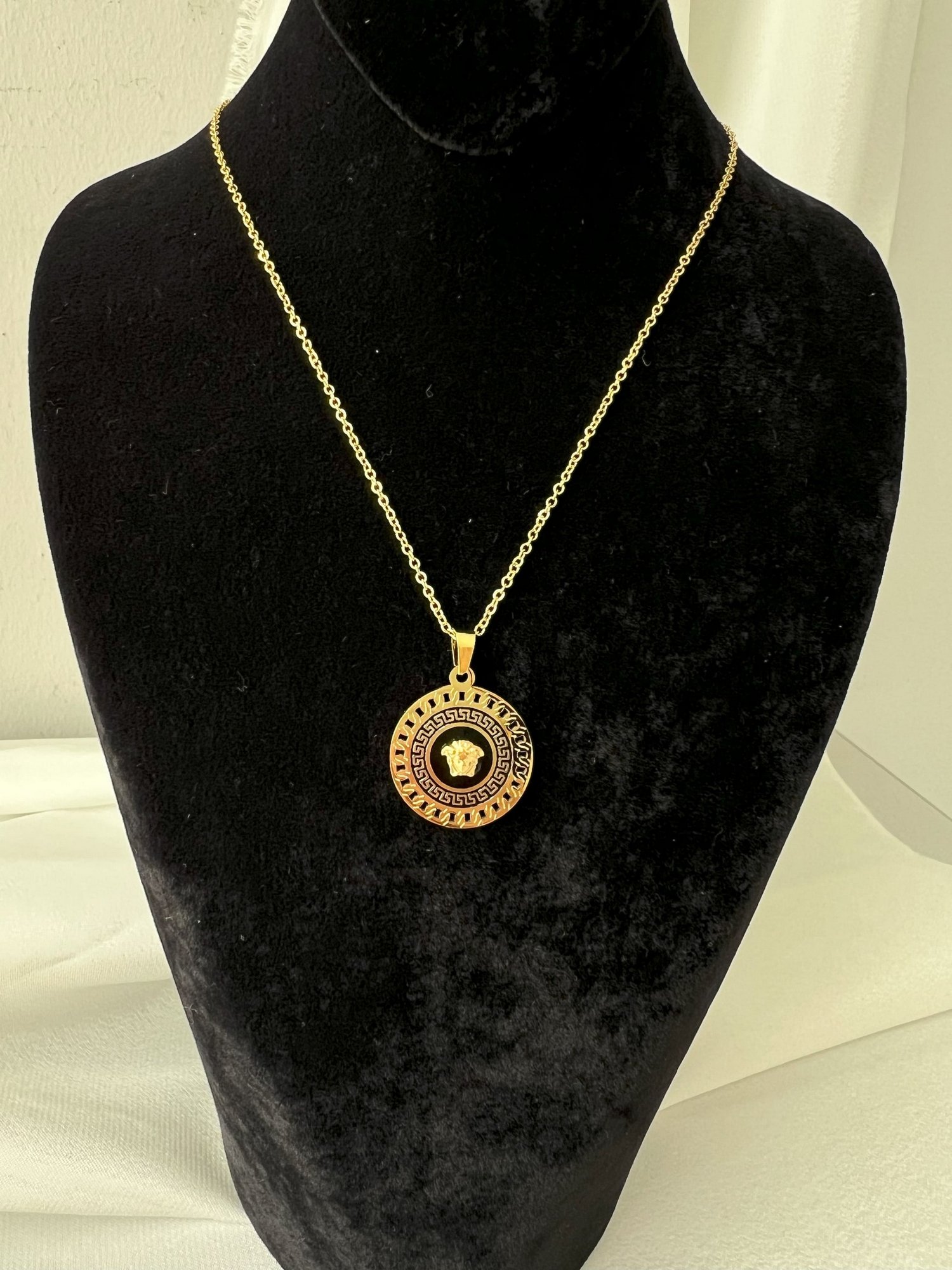 MEDUSA MODEL KOLYE - GOLD