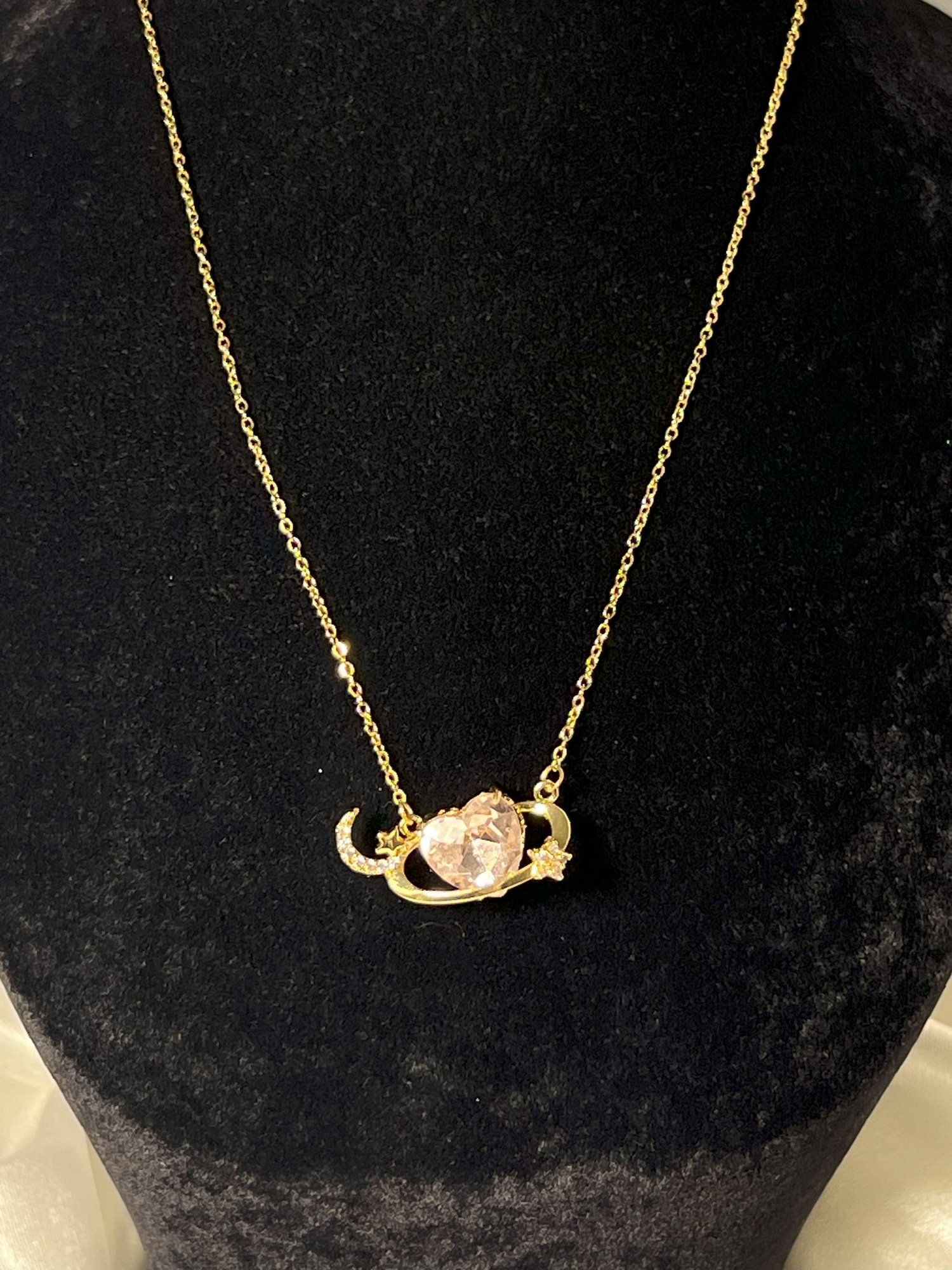 PEMBE TAŞ KALP KOLYE - GOLD