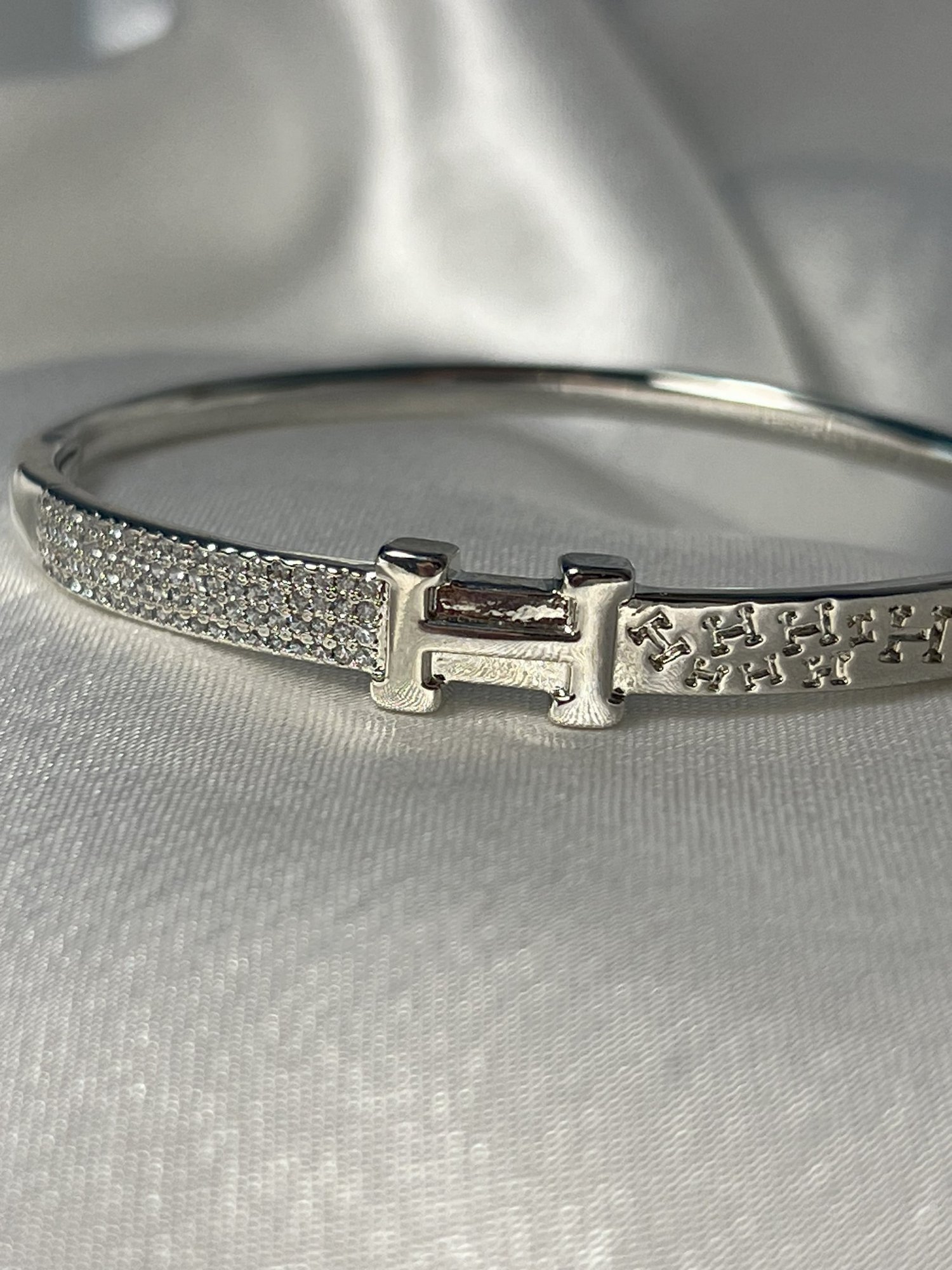 ŞIK KELEPÇE - SİLVER