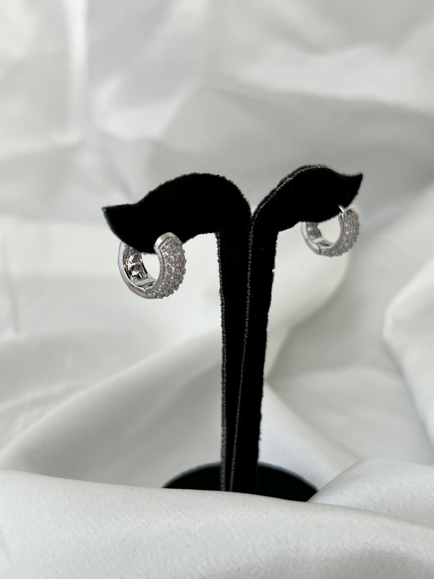 TAŞLI KÜPE - SILVER