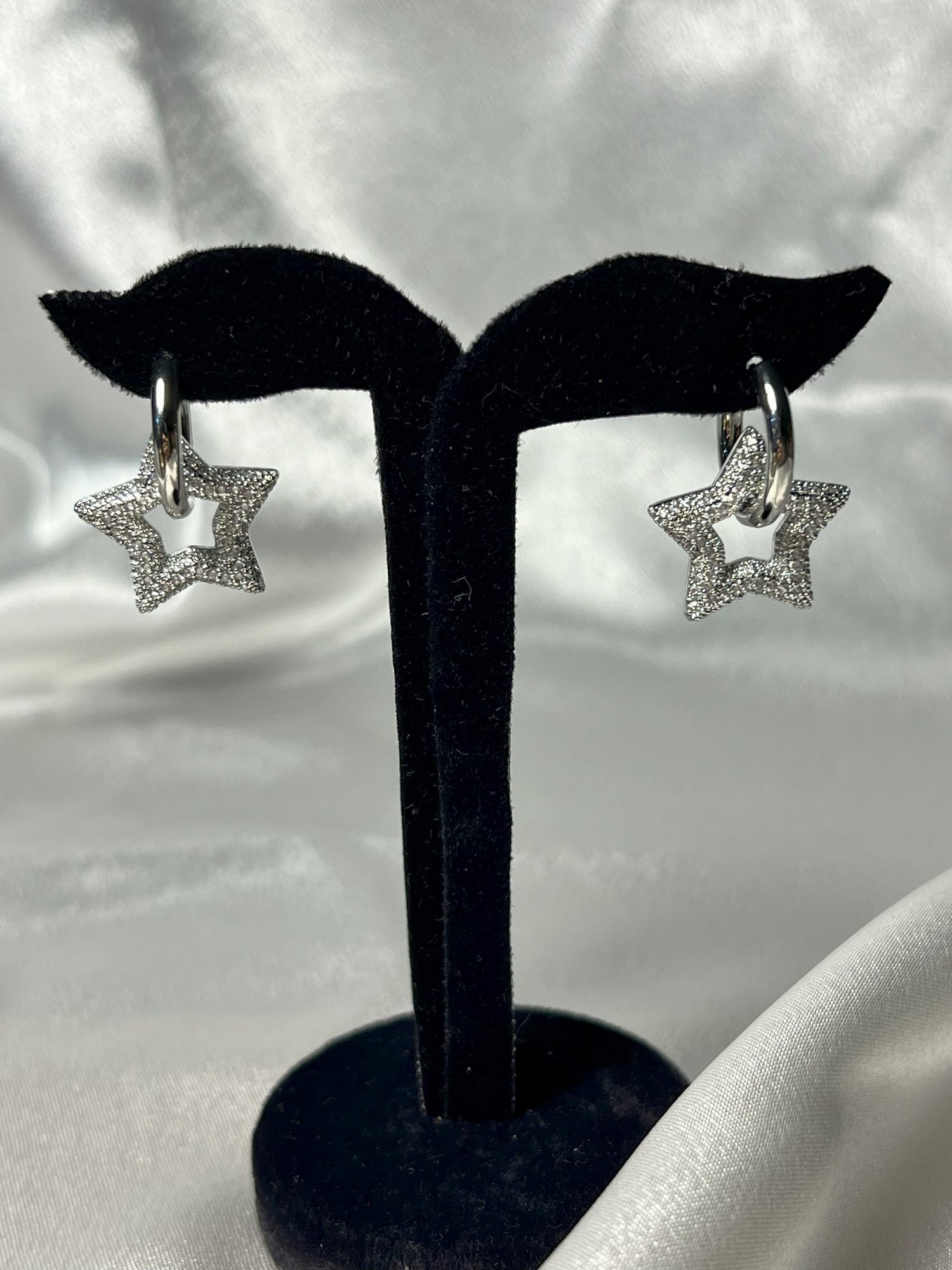 TAŞLI YILDIZ KÜPE - SILVER
