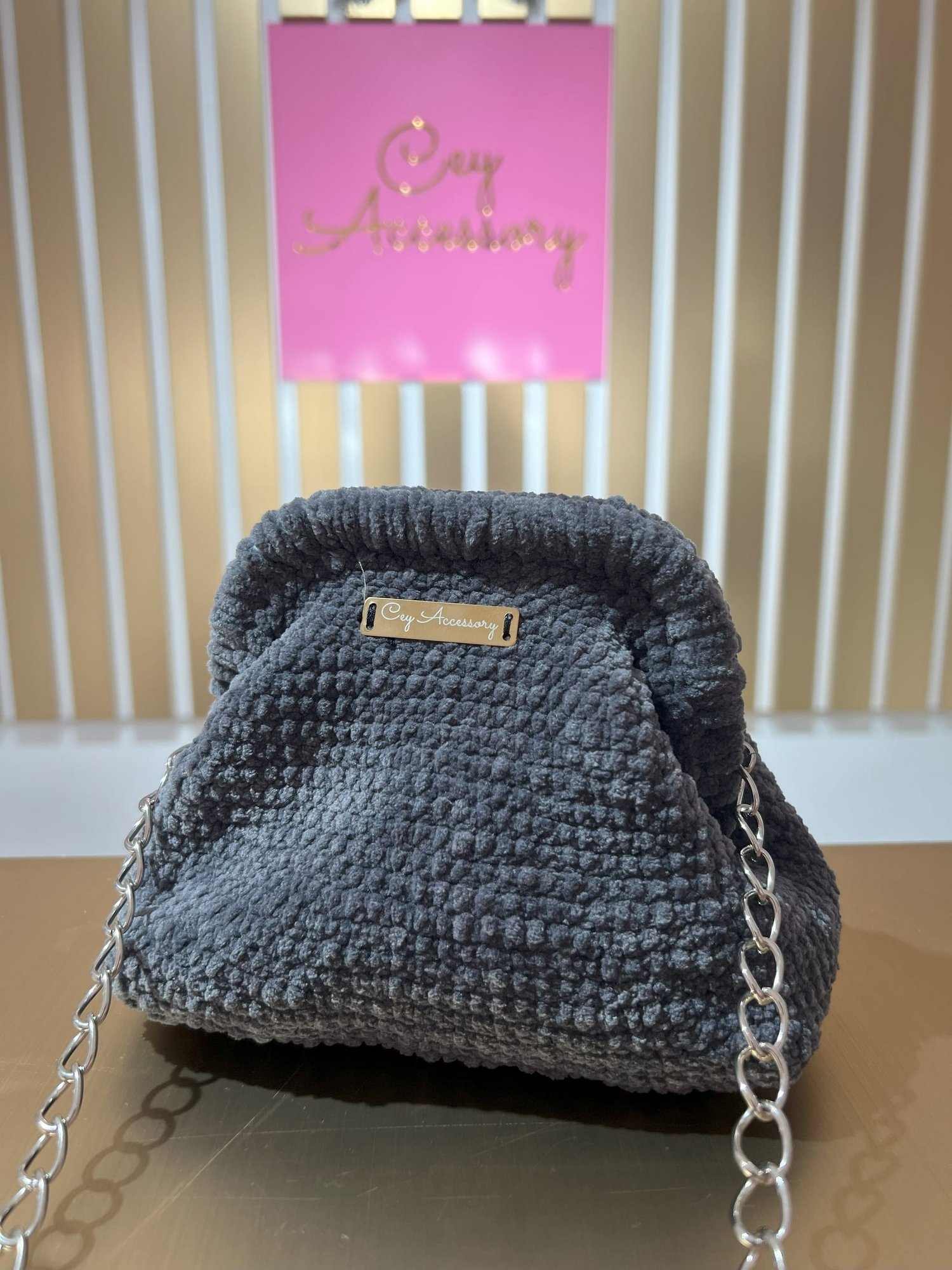 TEDDY CLUTCH ÇANTA - GRİ