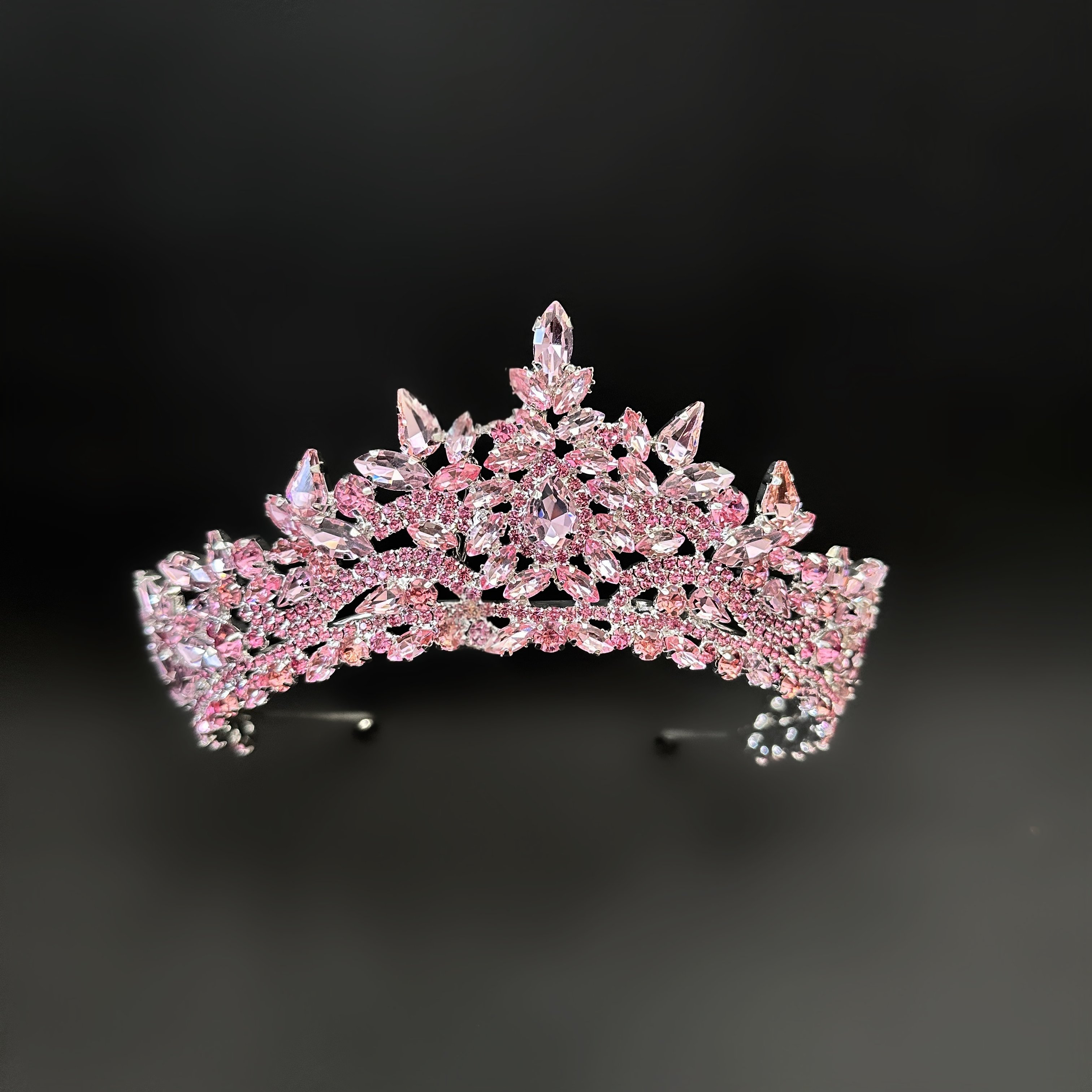 ''LORA'' PEMBE KINA TACI