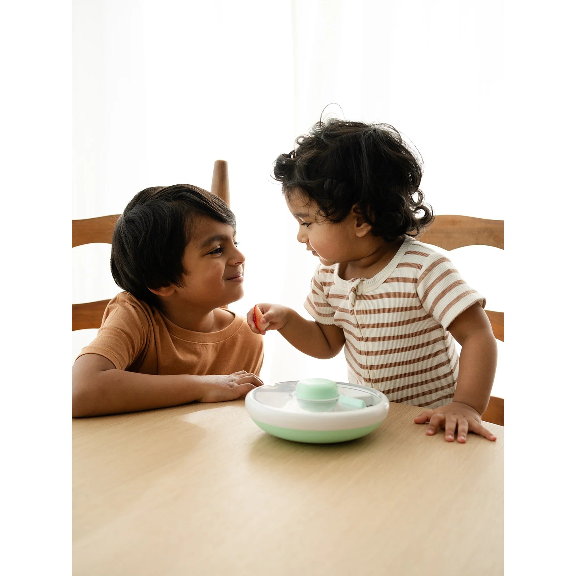 GöBe Kids - Snack Spinner Yemek Kabı Yeşil