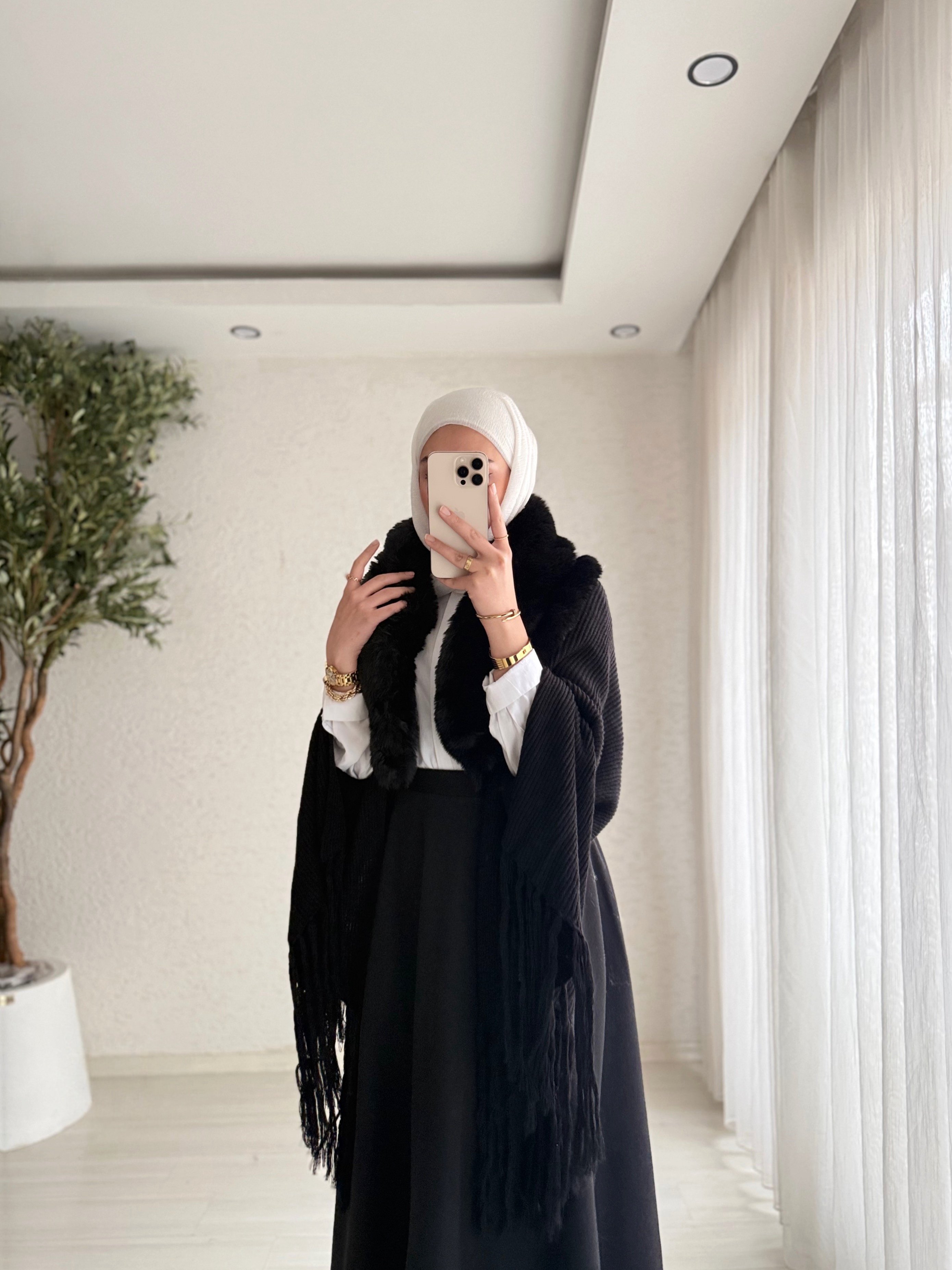 Velvet Touch Kürk Yakalı Triko
