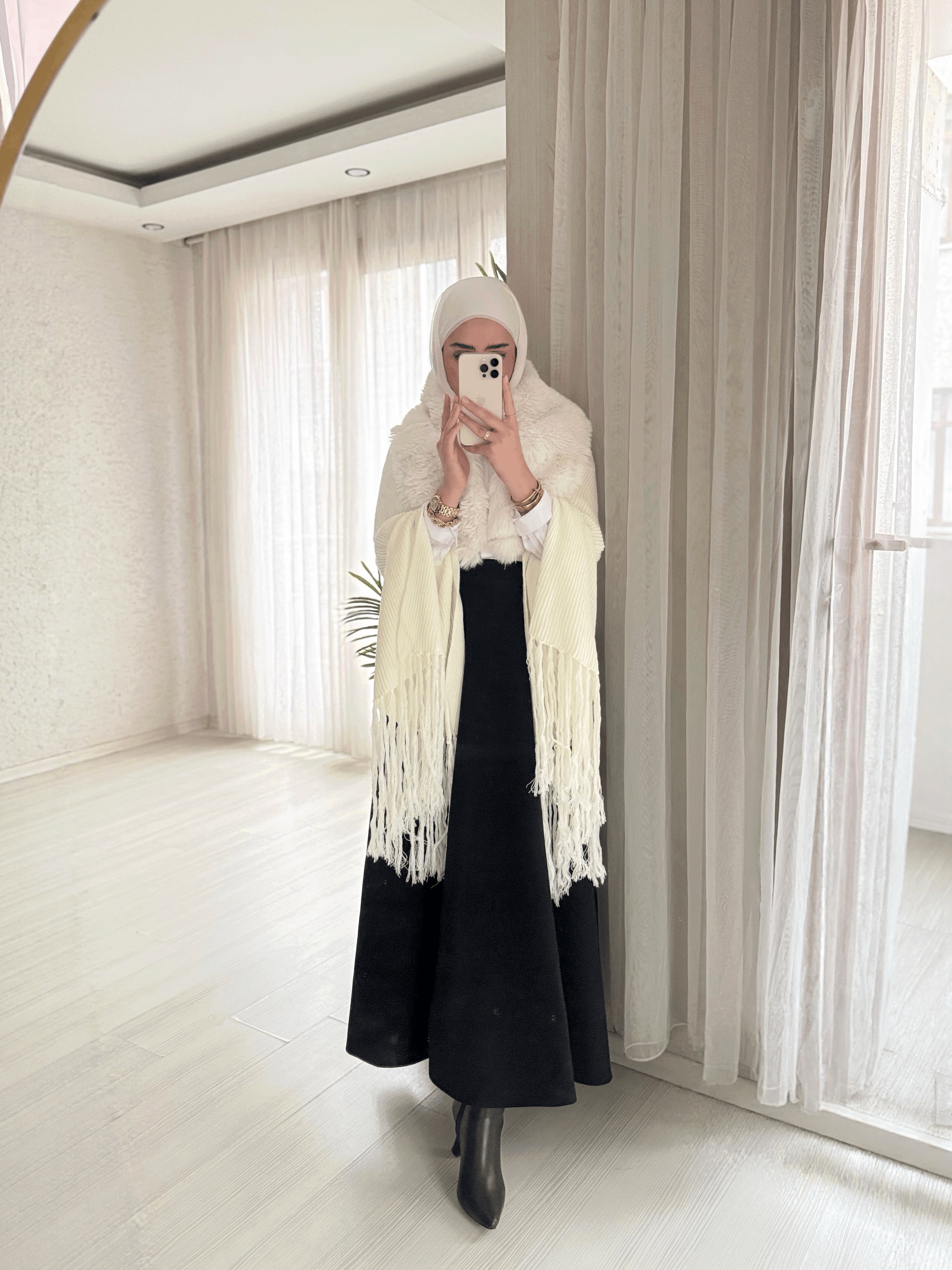Velvet Touch Kürk Yakalı Triko