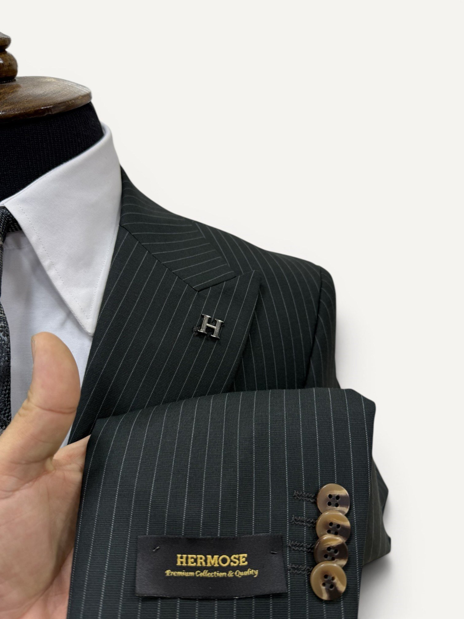 Sartorial | Zümrüt Yeşili Çizgili Takım Elbise