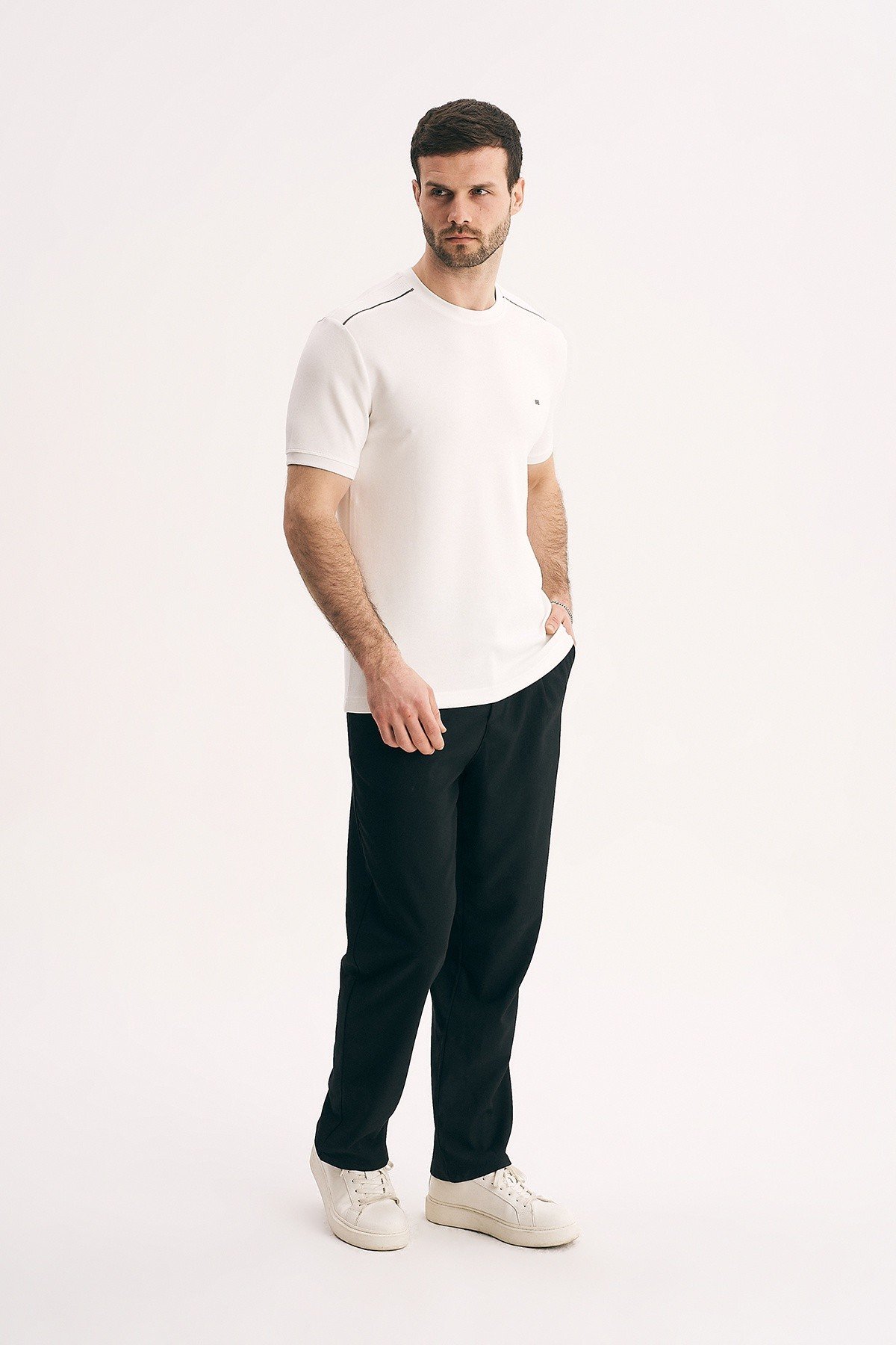4689--b593-c288.jpeg