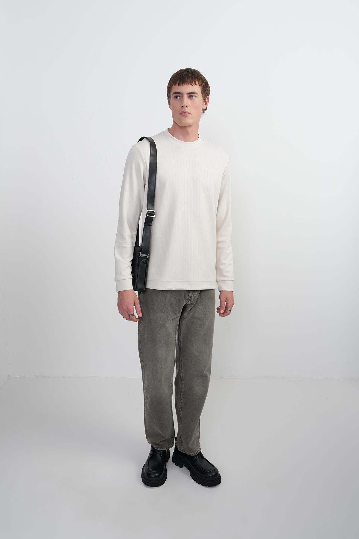Erkek Bisiklet Yaka Çizgili Kumaş Krem Sweatshirt