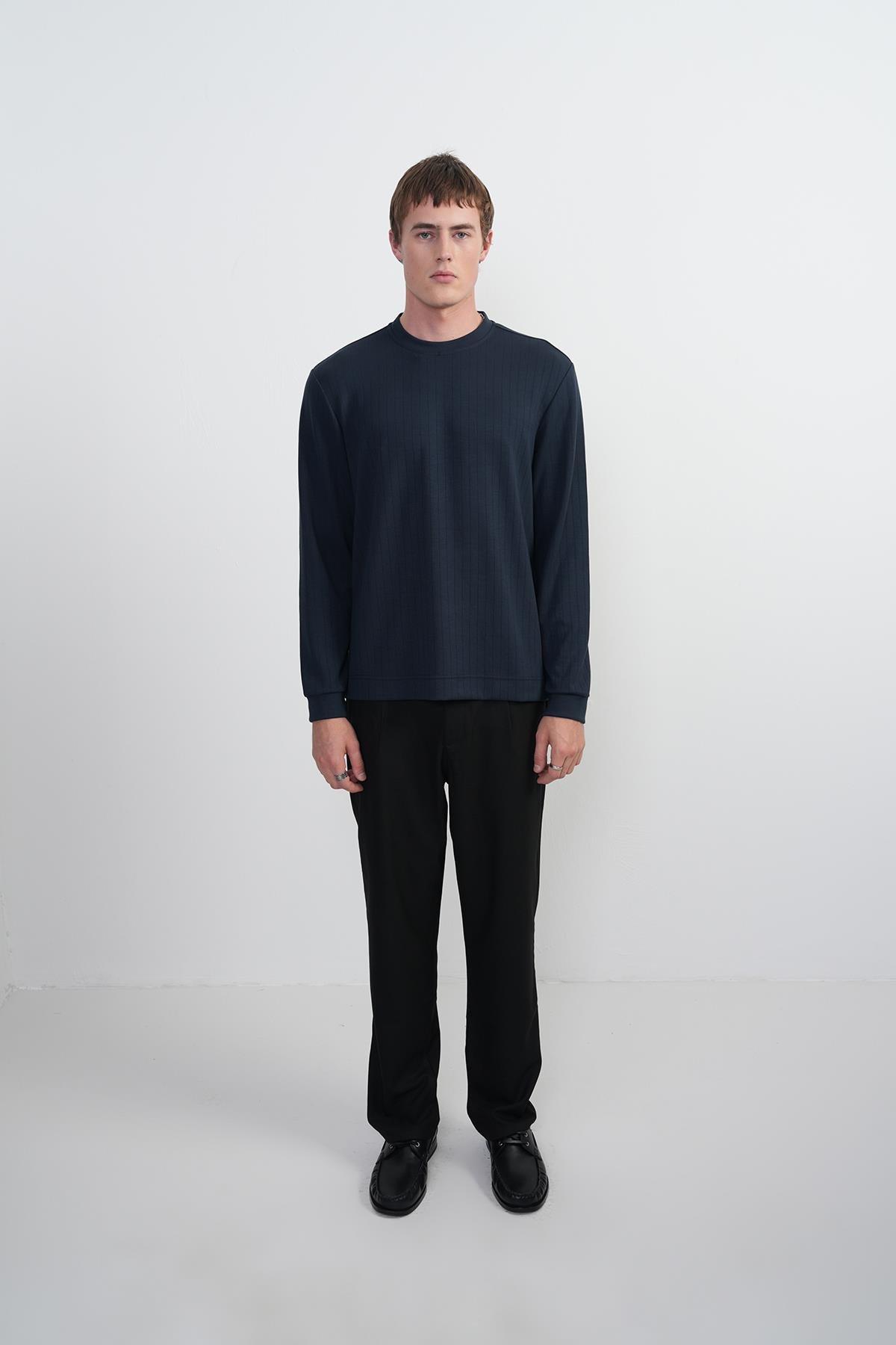Erkek Bisiklet Yaka Çizgili Kumaş Laci Sweatshirt