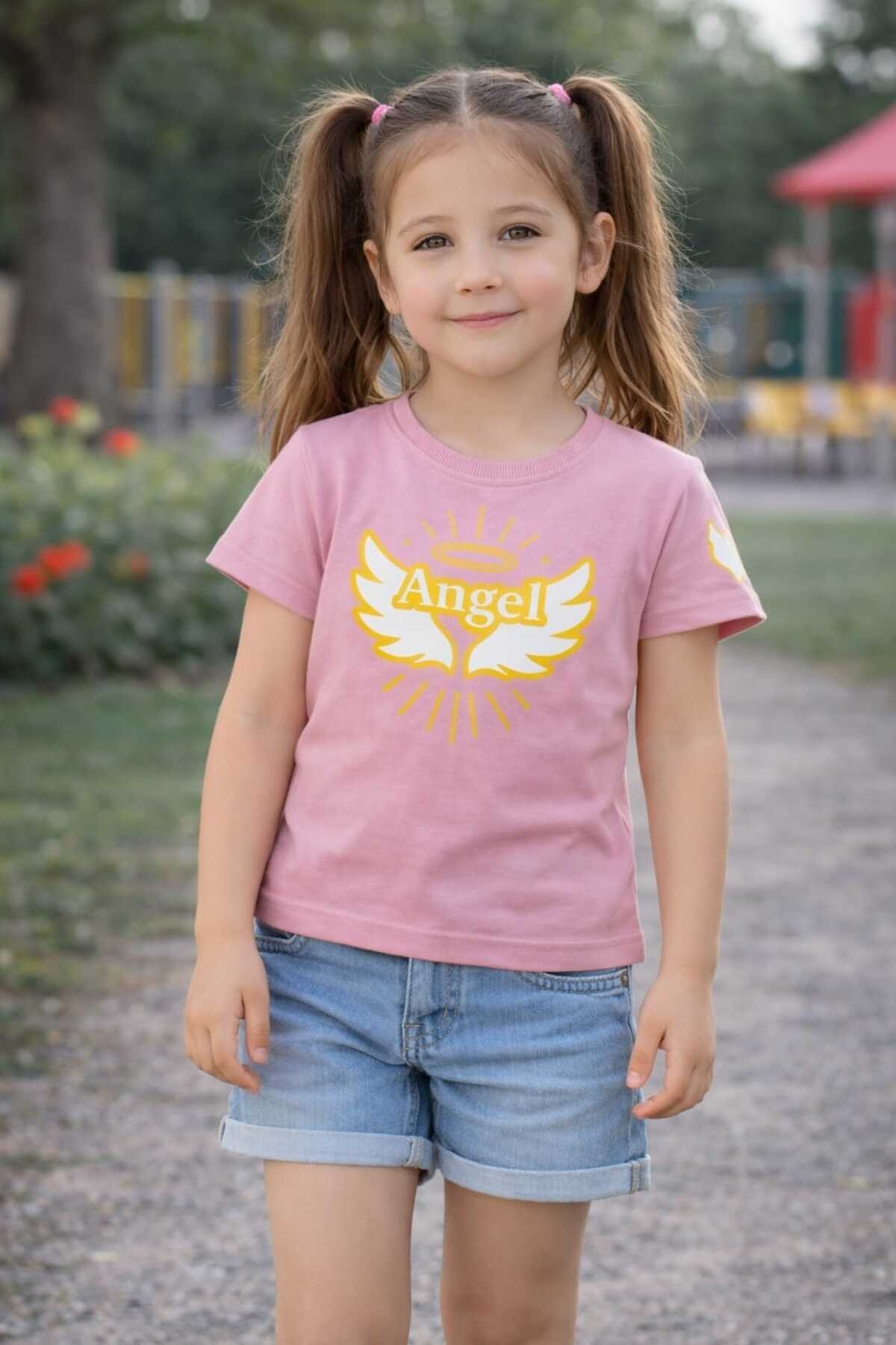 Angel Kanat & Hale Baskılı İçindeki Işığı Taşıyan %100 Pamuk Kız Çocuk T-Shirt Tişört | 4-9 Yaş