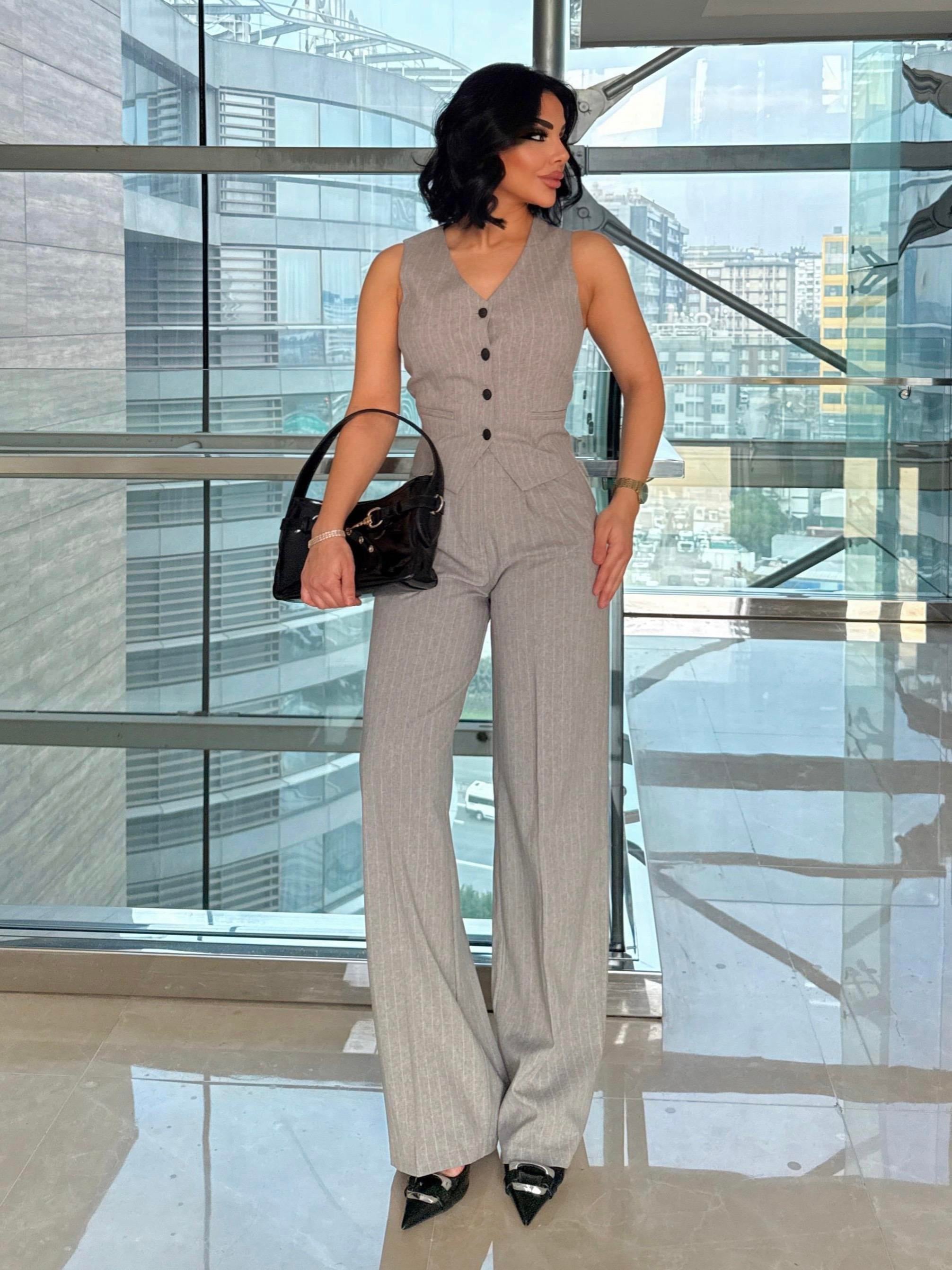 Ariana Üçlü Takım Gri Çizgili
