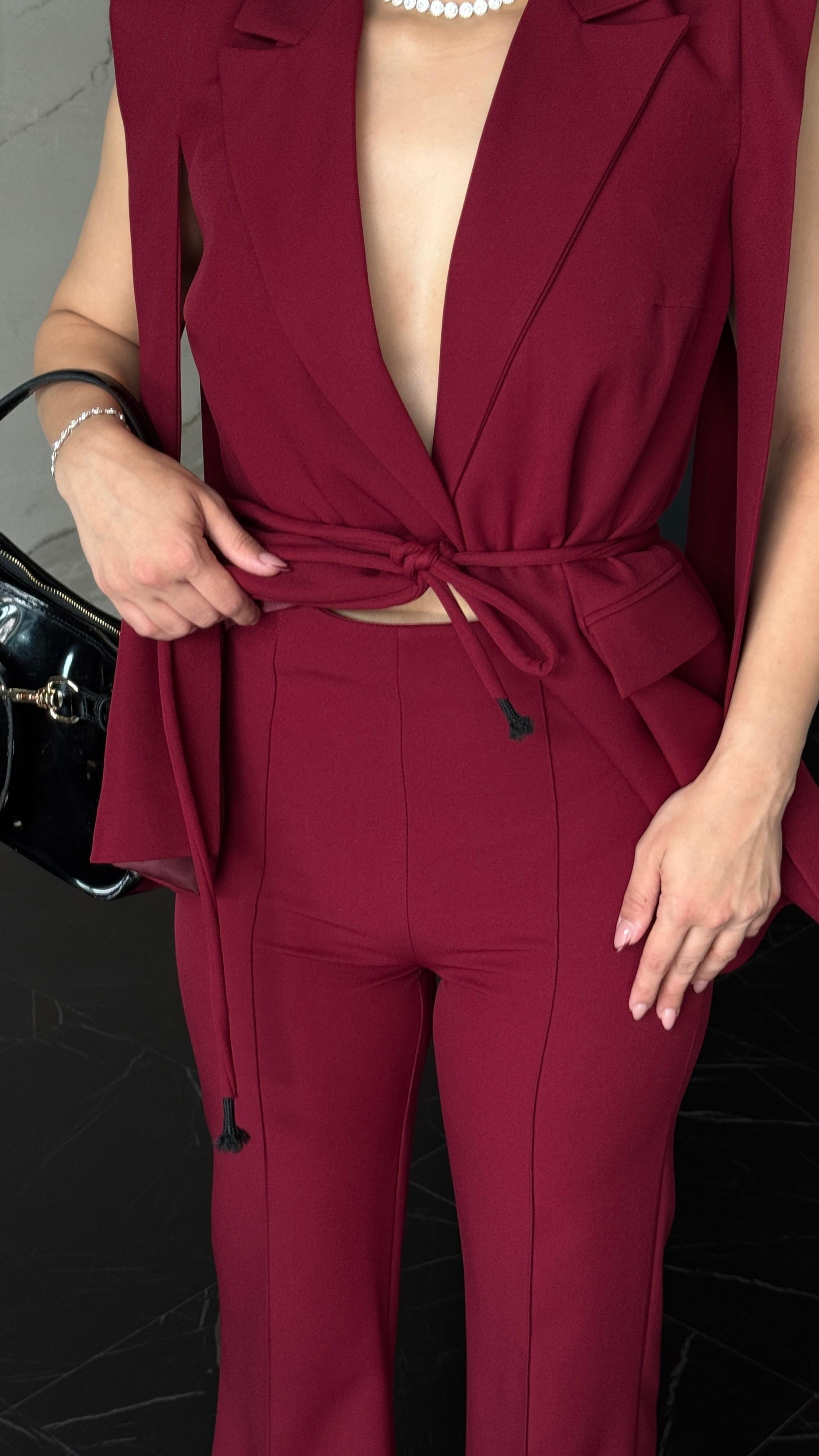 Hellie Tasarım Yelekli Takım Bordo