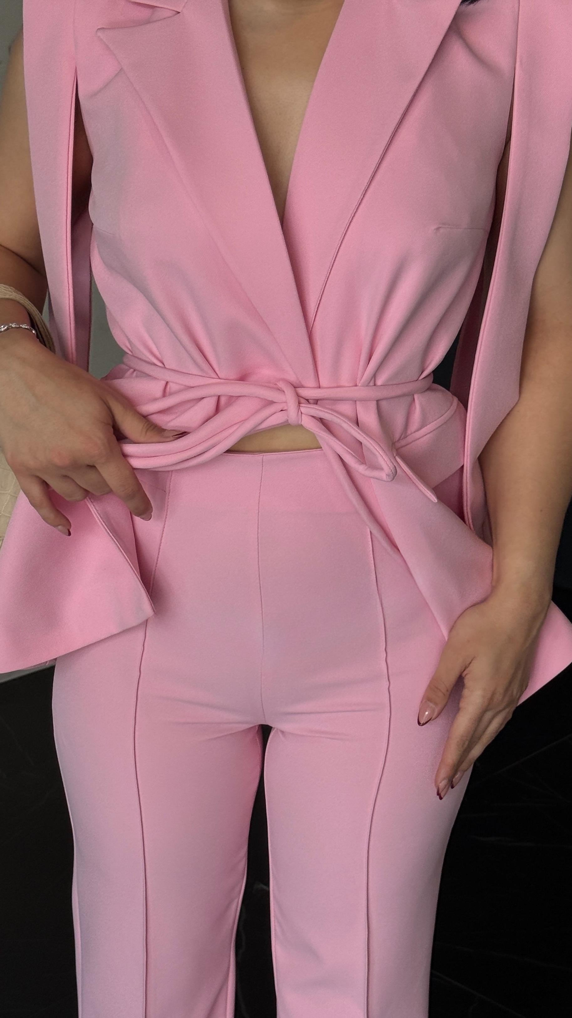 Hellie Tasarım Yelekli Takım Pembe
