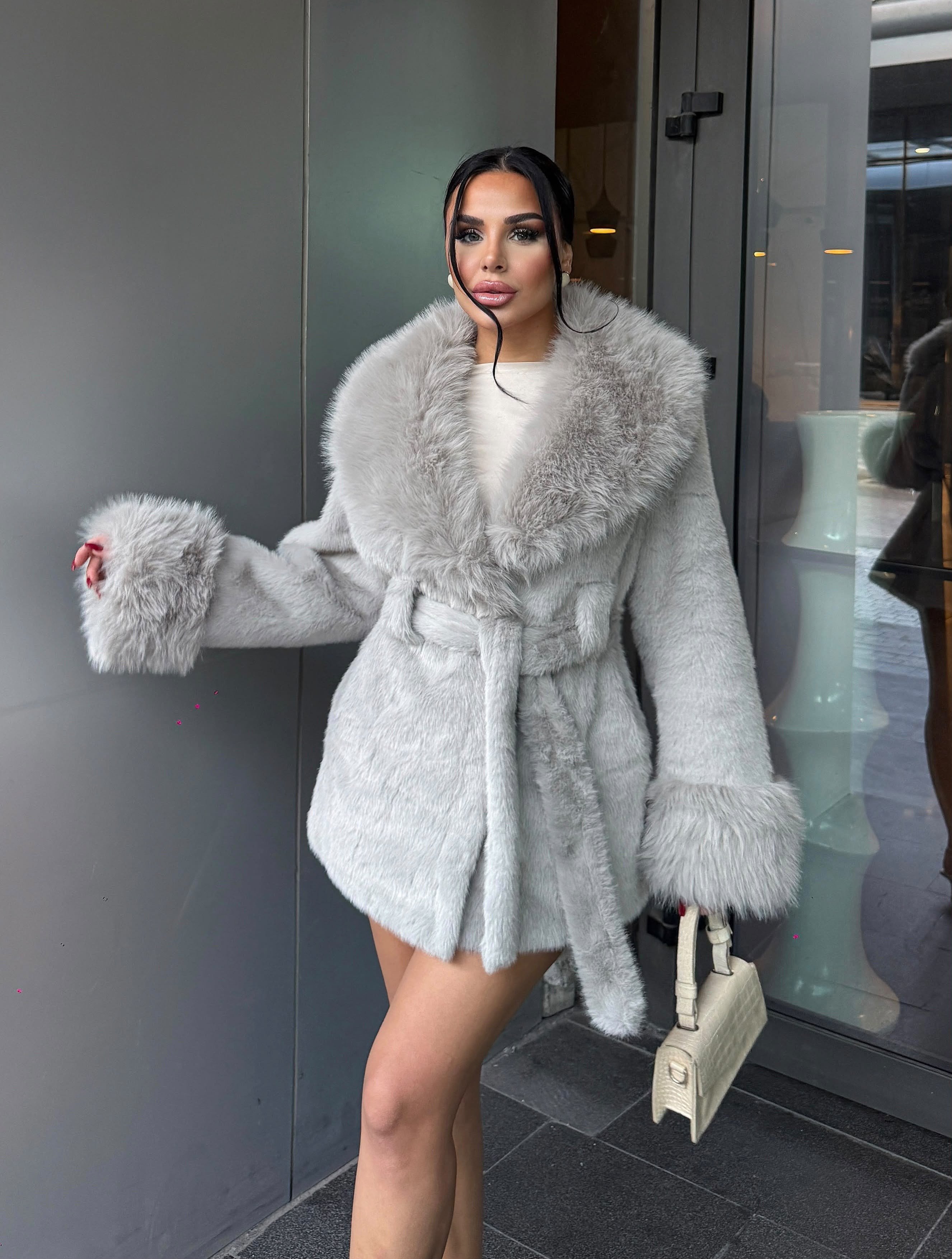 Laty İthal Angora Kürk Kısa Gri