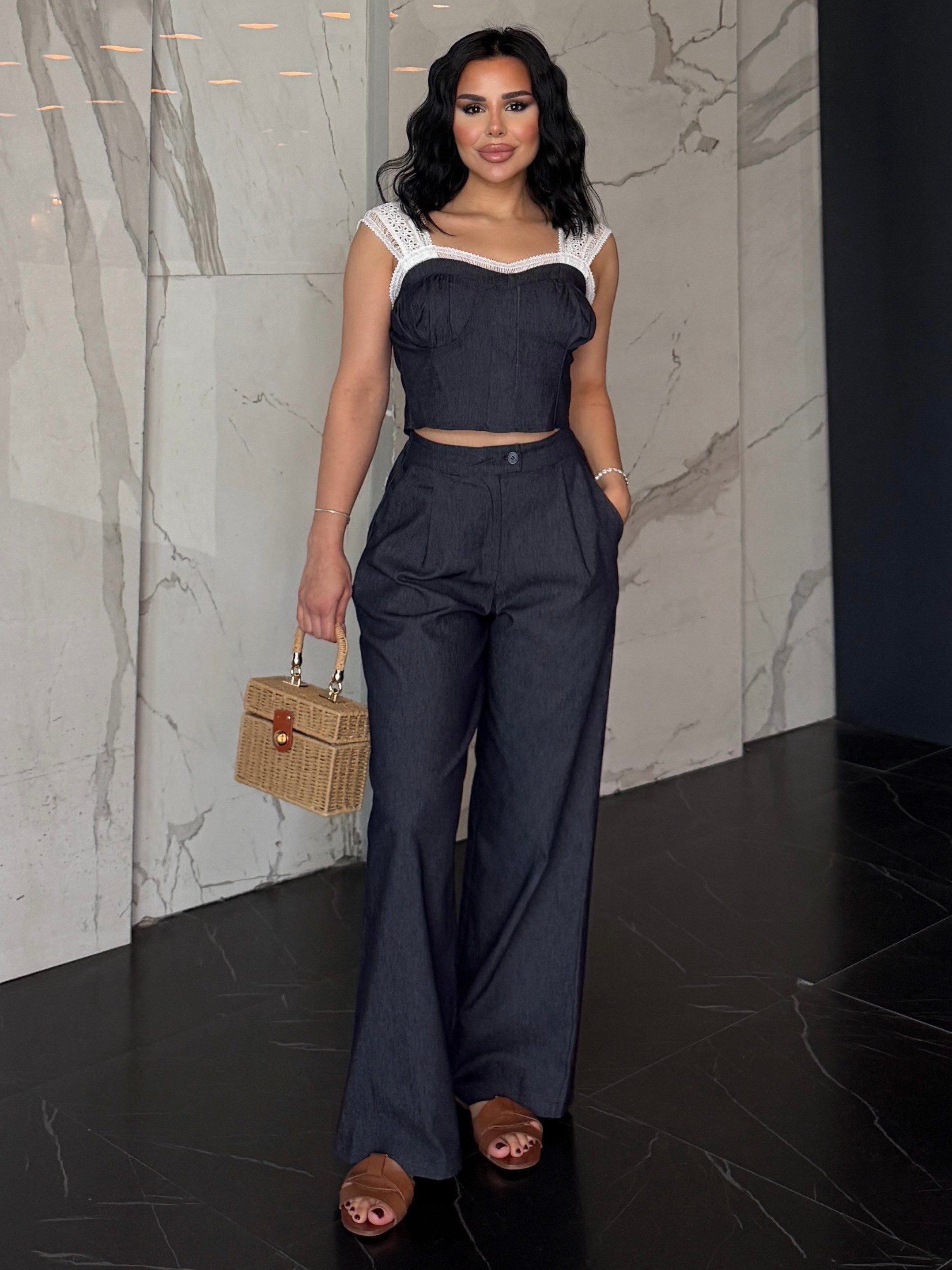 Missu Dantel Detaylı Denim Takım. Lacivert