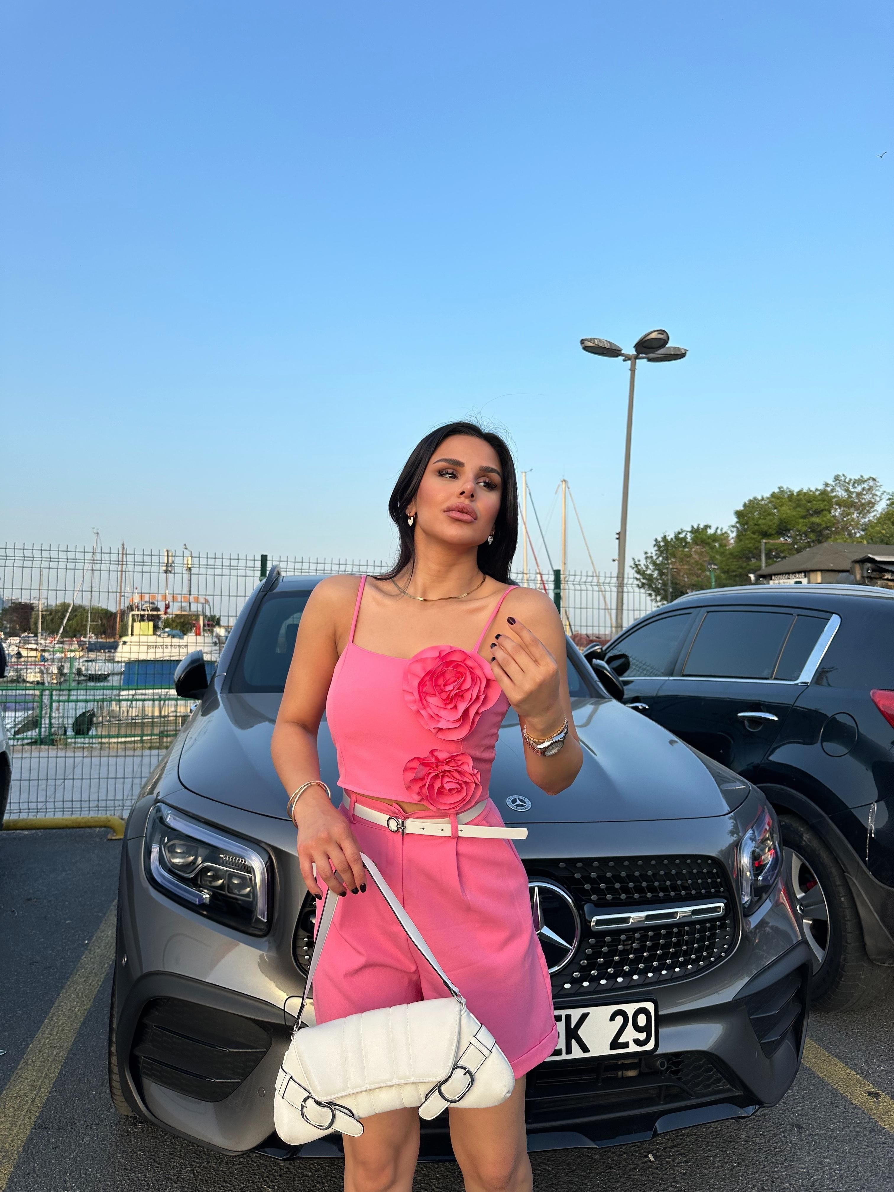 Shein Şehir Boy Kemerli Şort Pembe