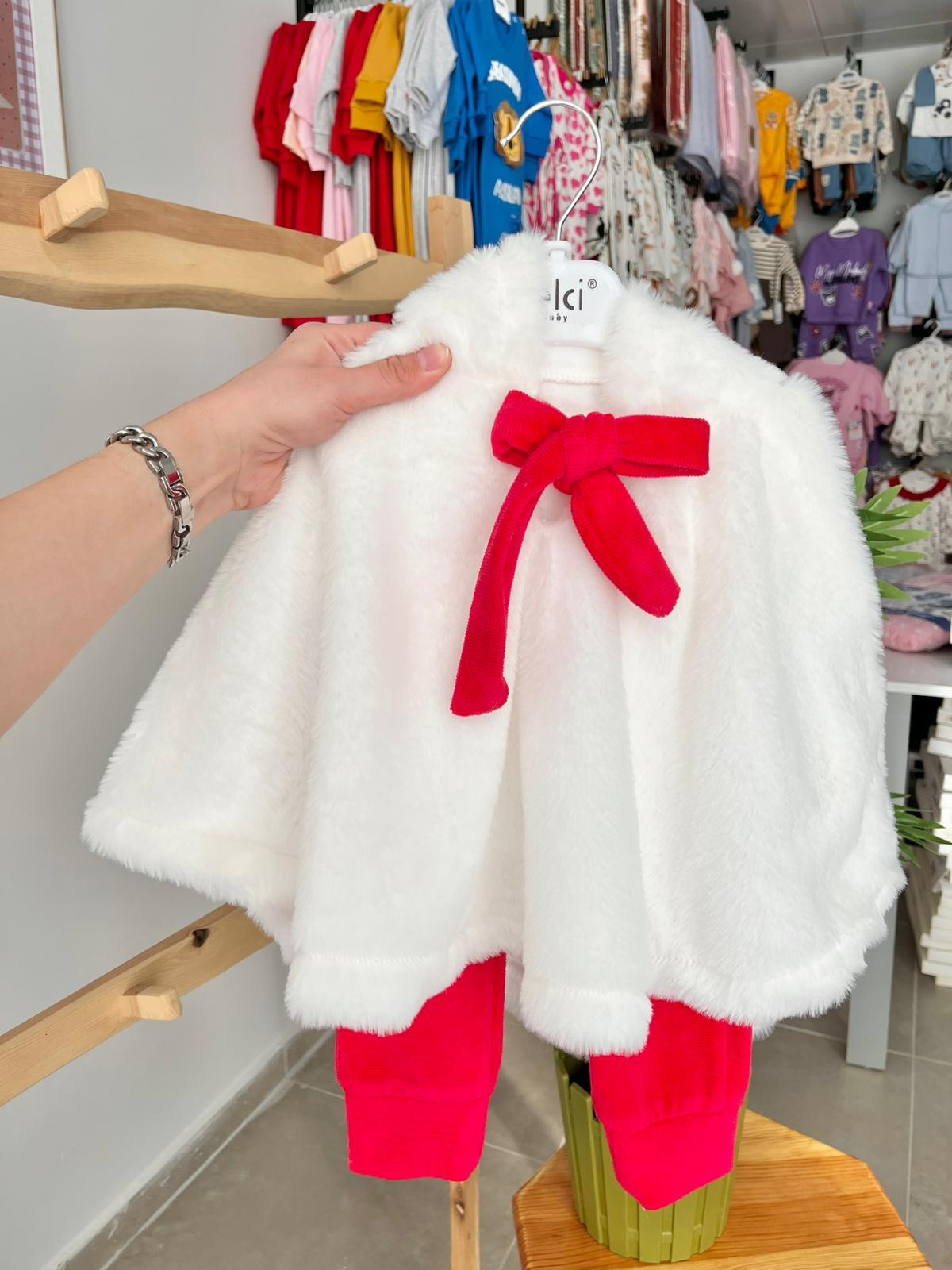 Peluş Pelerin'li 3'lü Takım Kırmızı