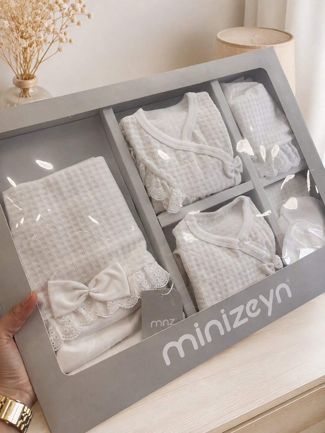 Premium Fiyonklu 10'lu Hastane Çıkışı Beyaz