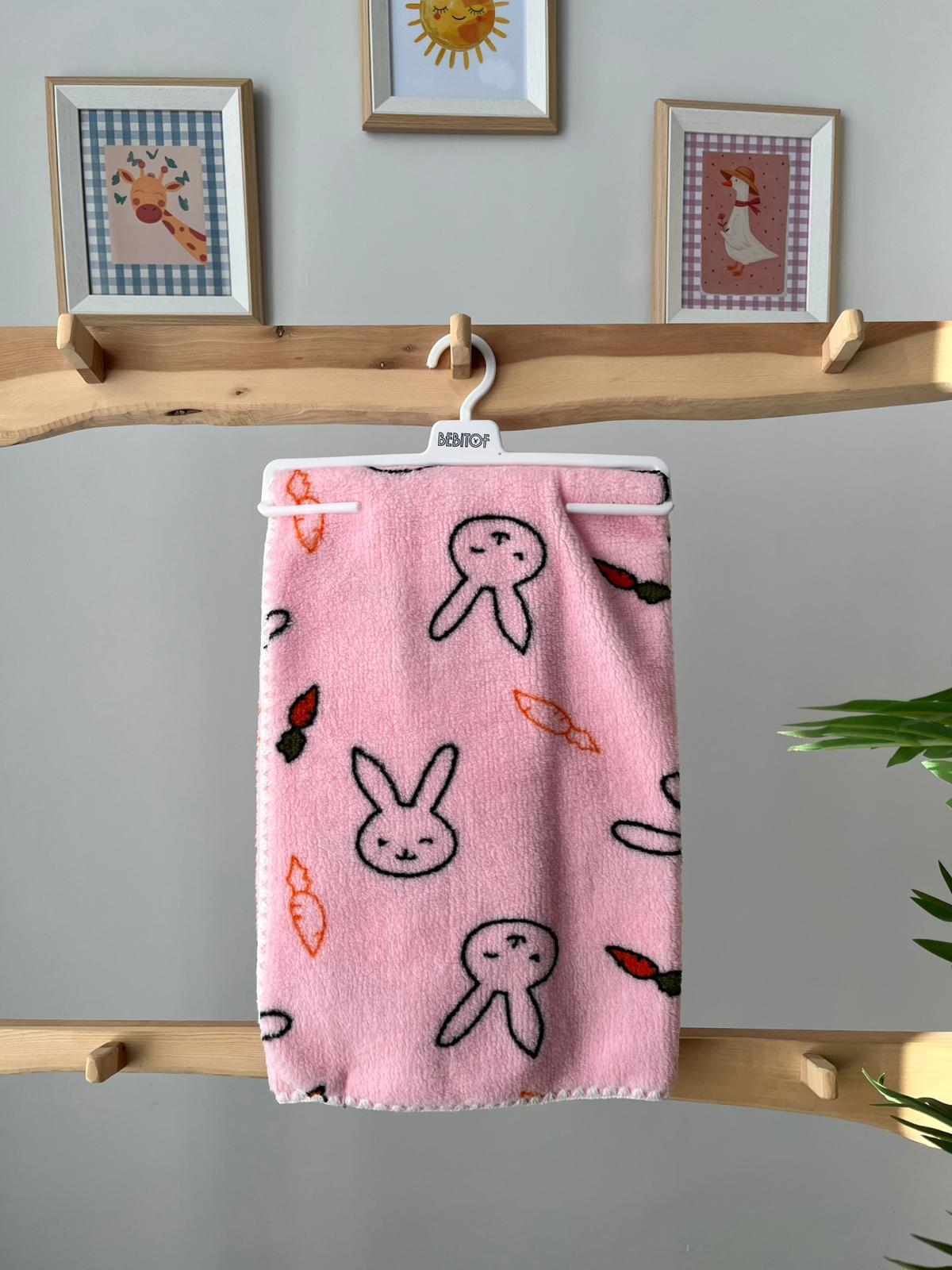 Tavşanlı Peluş Battaniye Pembe