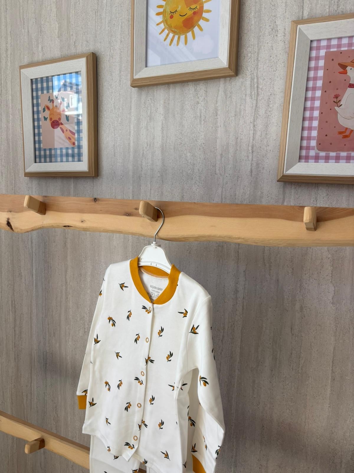 Yaprak Desenli  Pijama Takımı