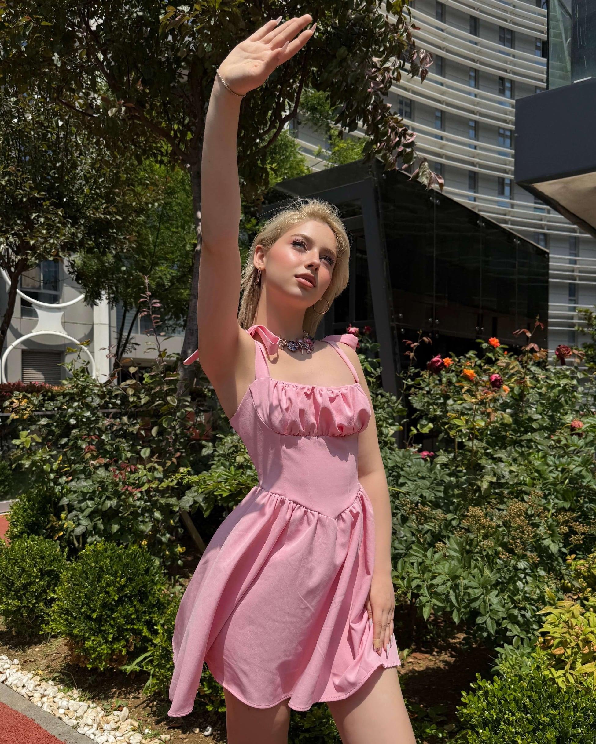 ASCEN PINK GÖĞÜS DRAPE DETAY PİLELİ MİNİ ELBİSE