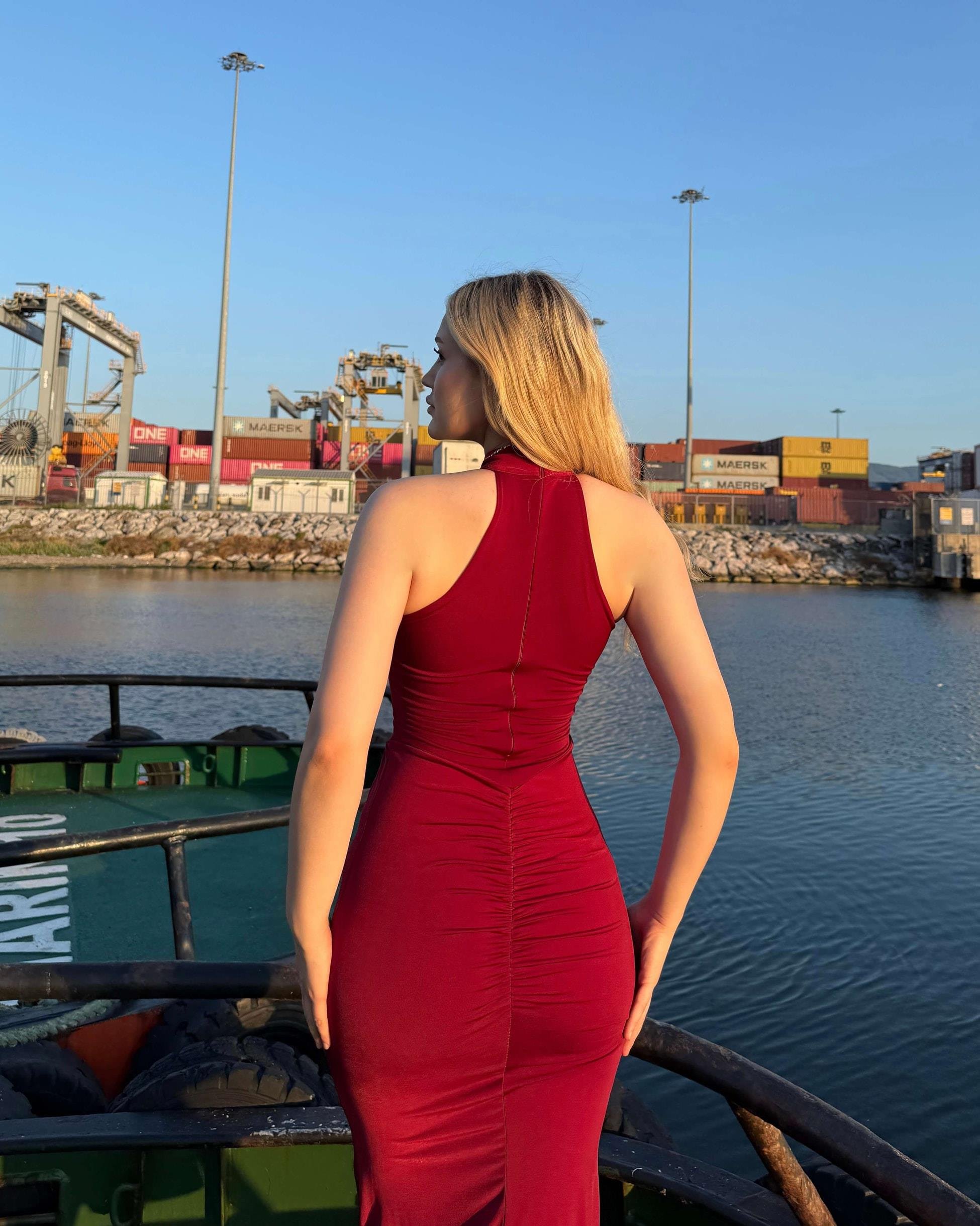 BLAME CLARET RED HALTER YAKA YIRTMAÇLI ELBİSE