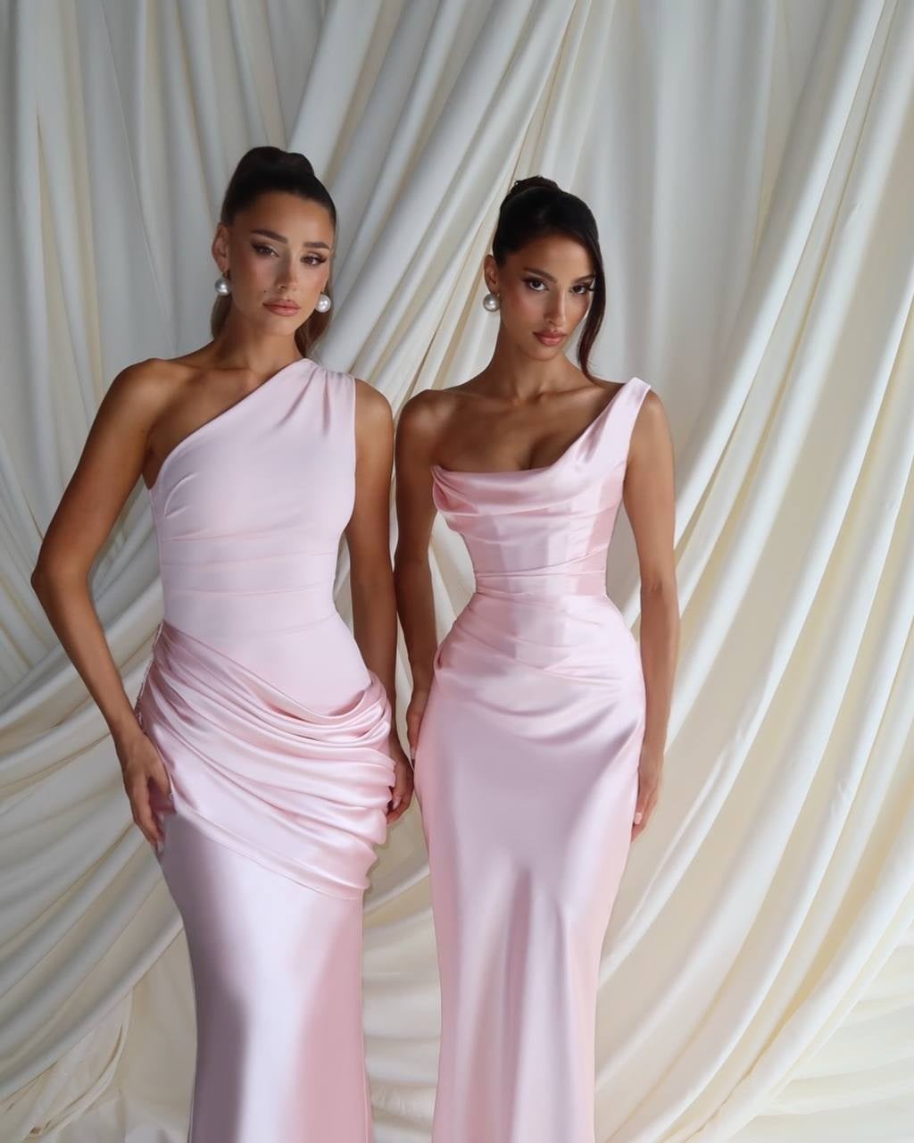BRESCİA PEMBE TASARIM SATEN ELBİSE