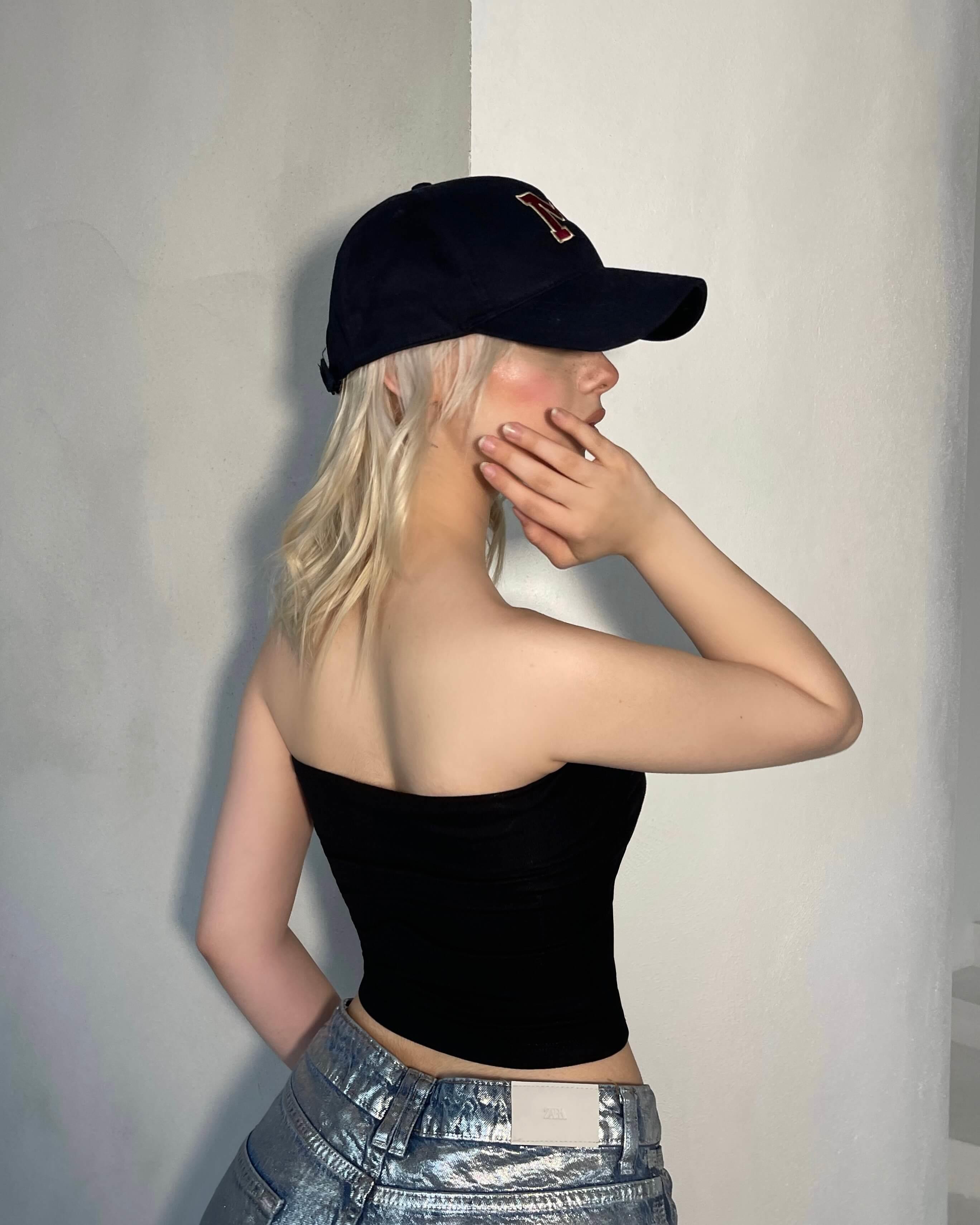 CARNADA BLACK KATLAMA DETAY STRAPLEZ CROP