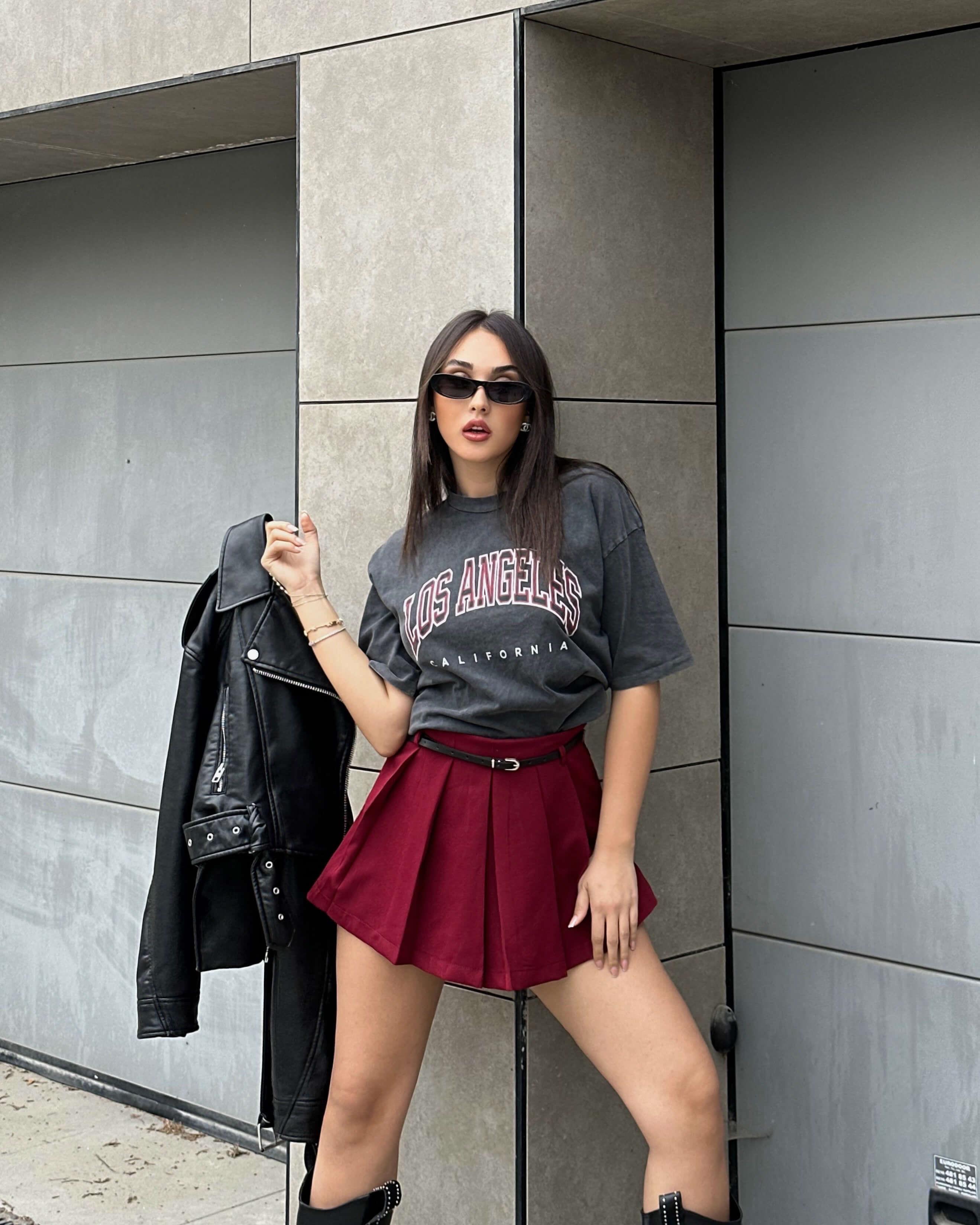 DIOSSA CLARET RED PİLE DETAY KEMERLİ ŞORT