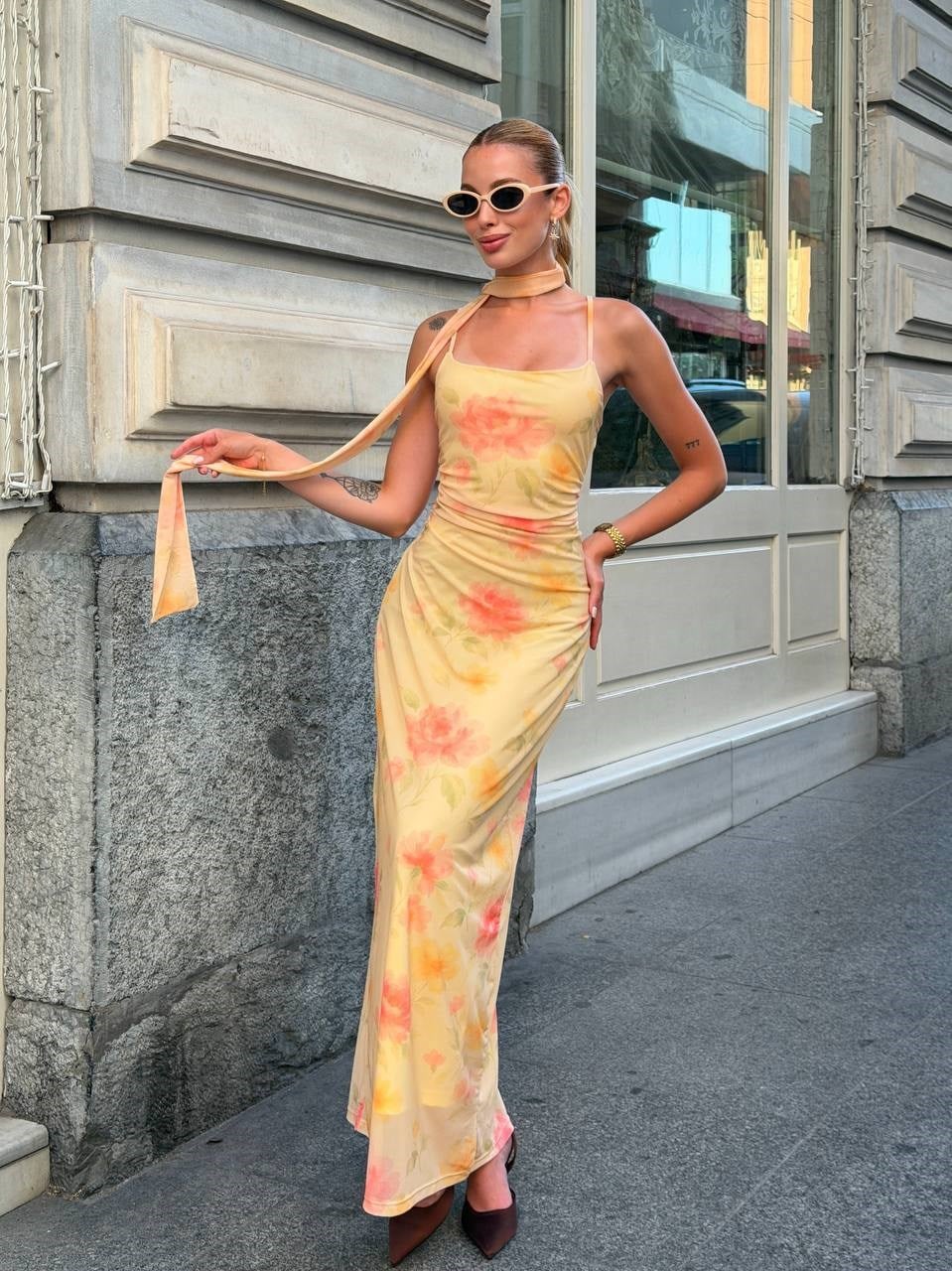 ELENİ FULARLI MİDİ ELBİSE SARI