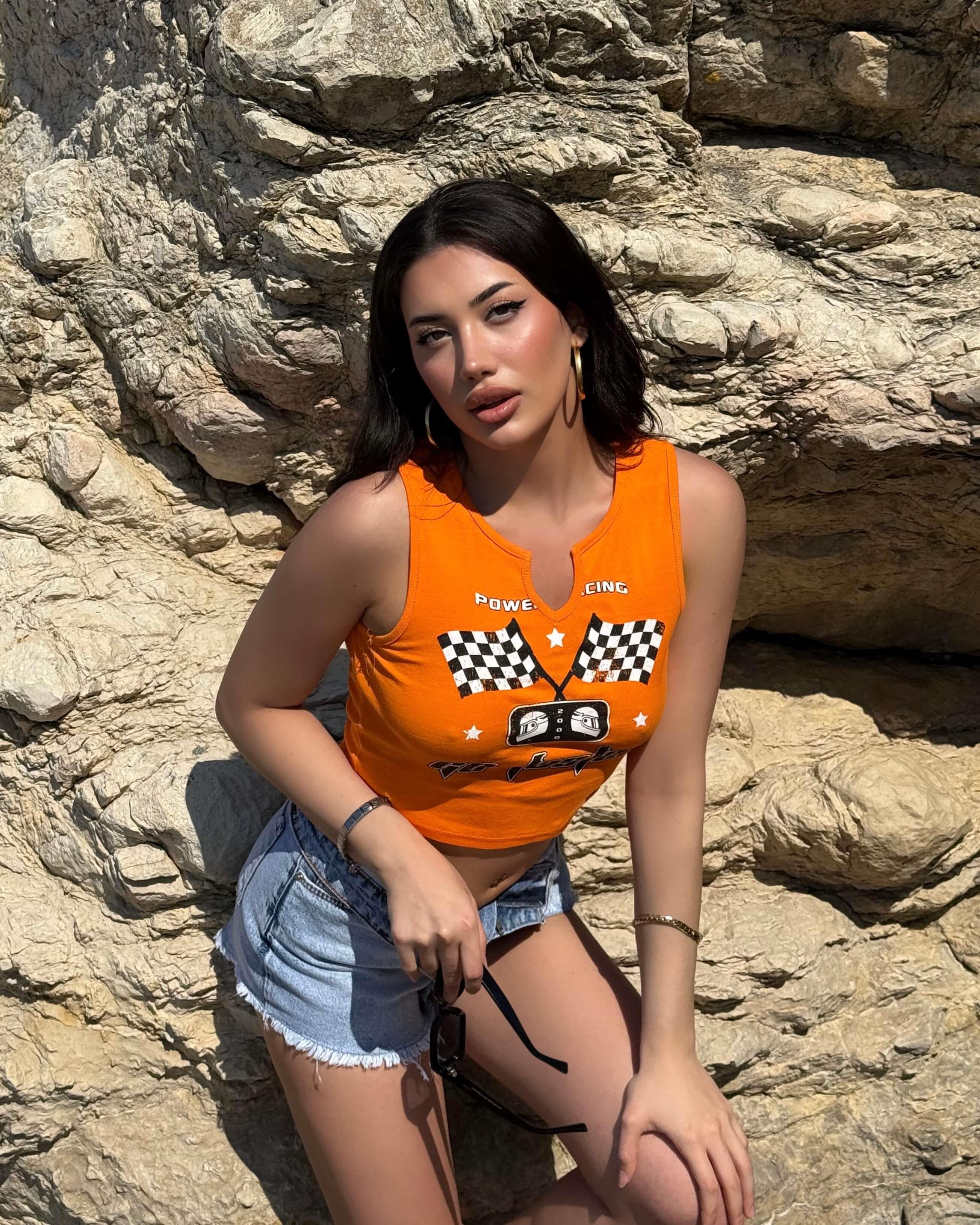 GO FASTER ORANGE CROP