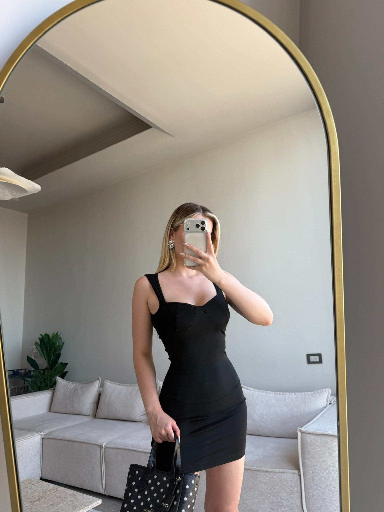 MARİSA KALP SIRT DETAYLI ELBİSE SİYAH