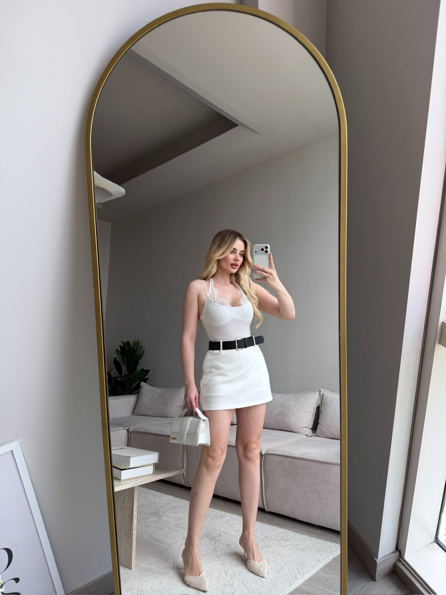 Rosela White Kemerli Şort Etek 