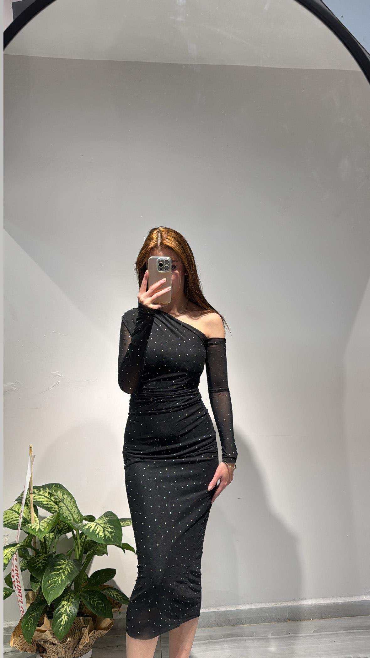 TAŞLI MİDİ ELBİSE 