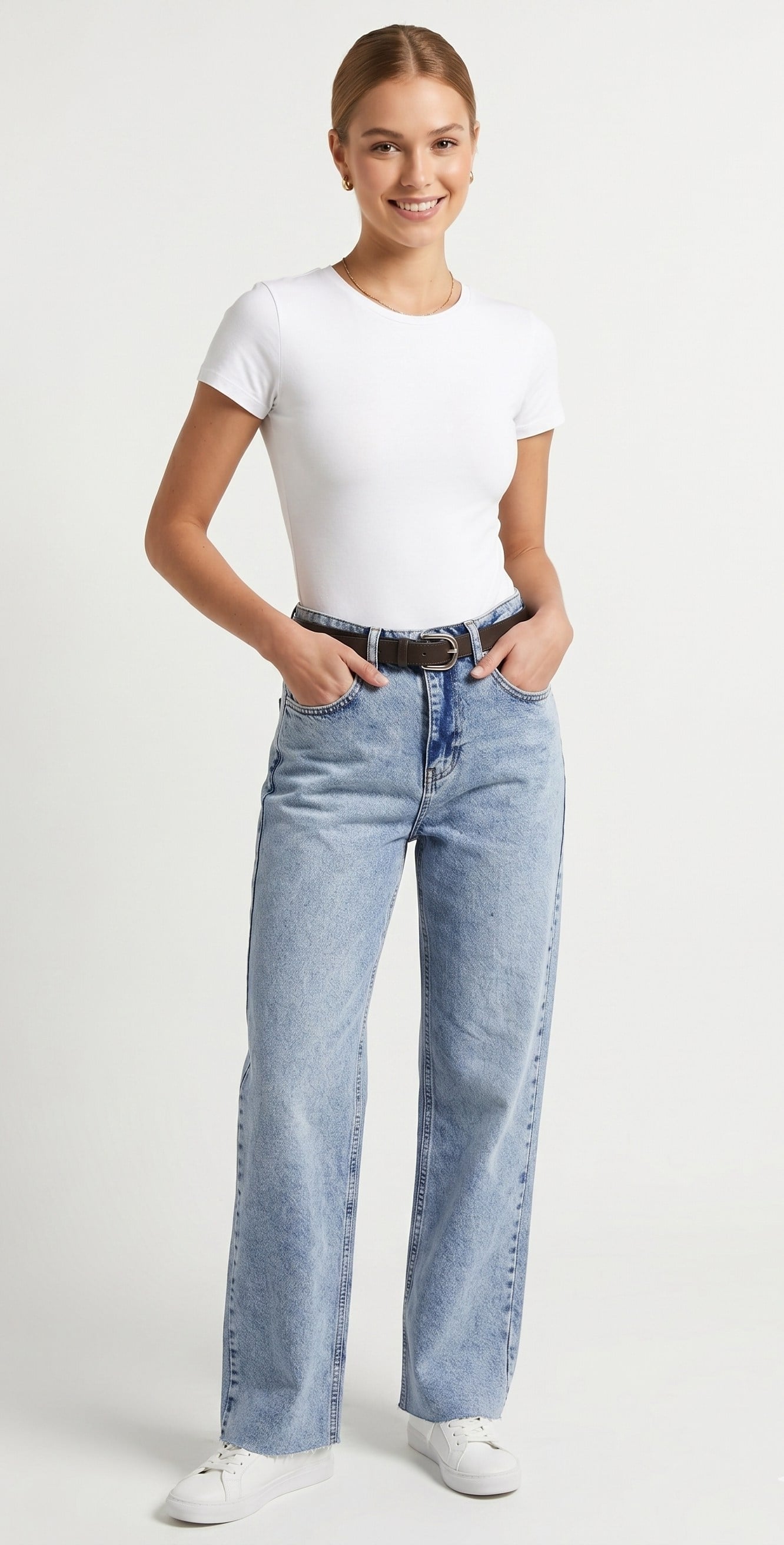 OLIVE-25433 KEMERLİ KESİK JEAN PANT. AÇIK MAVİ