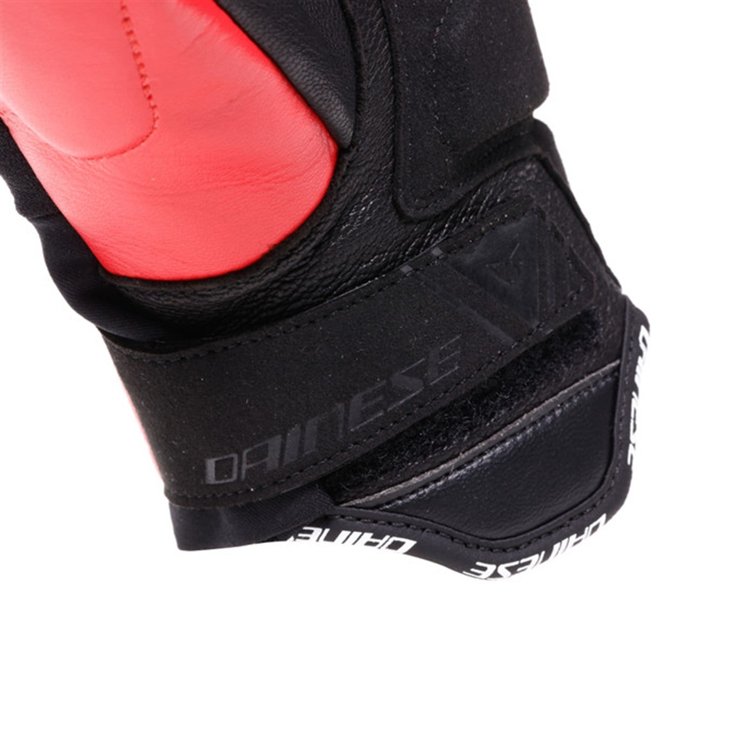 Dainese Reacto Carbon Kısa Deri Eldiven | Siyah KırmızıDainese Reacto Carbon Kısa Deri Eldiven