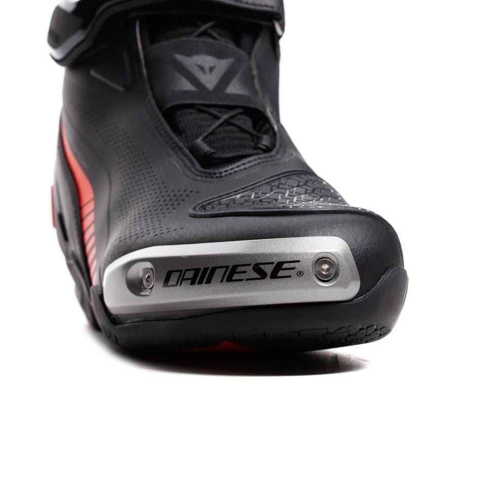 Dainese Superya Ayakkabı Siyah Kırmızı | Magnezyum SliderDainese Superya Black Red Deri Ayakkabı