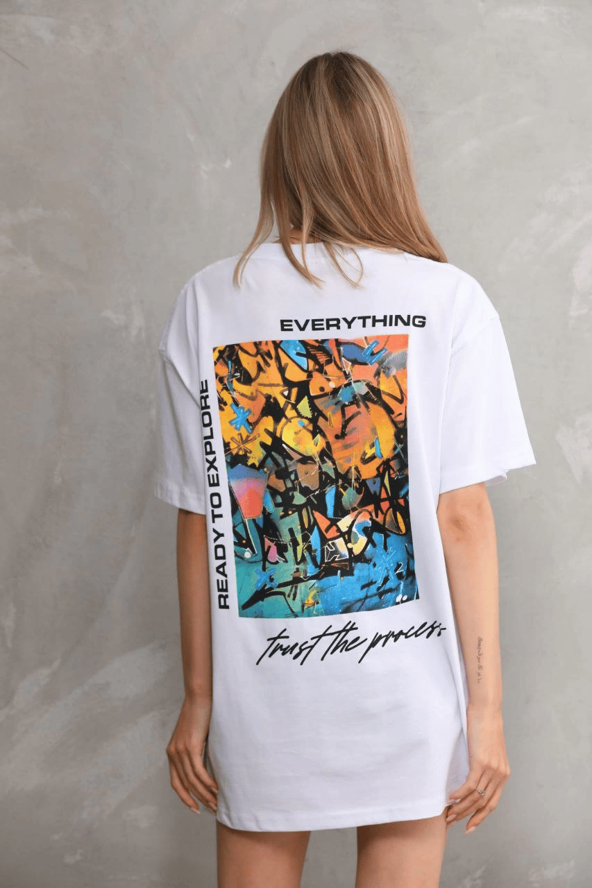 kadın Bisiklet Yaka Baskılı Oversize T-Shirt - Beyaz