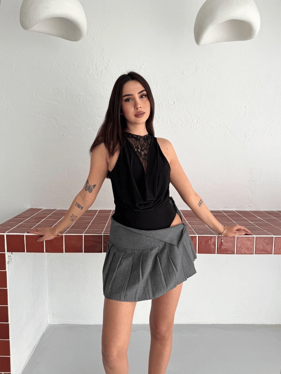Kadın Dantel Detaylı Derin Dekolte Body Şık Kolsuz Yazlık Bodysuit - Siyah