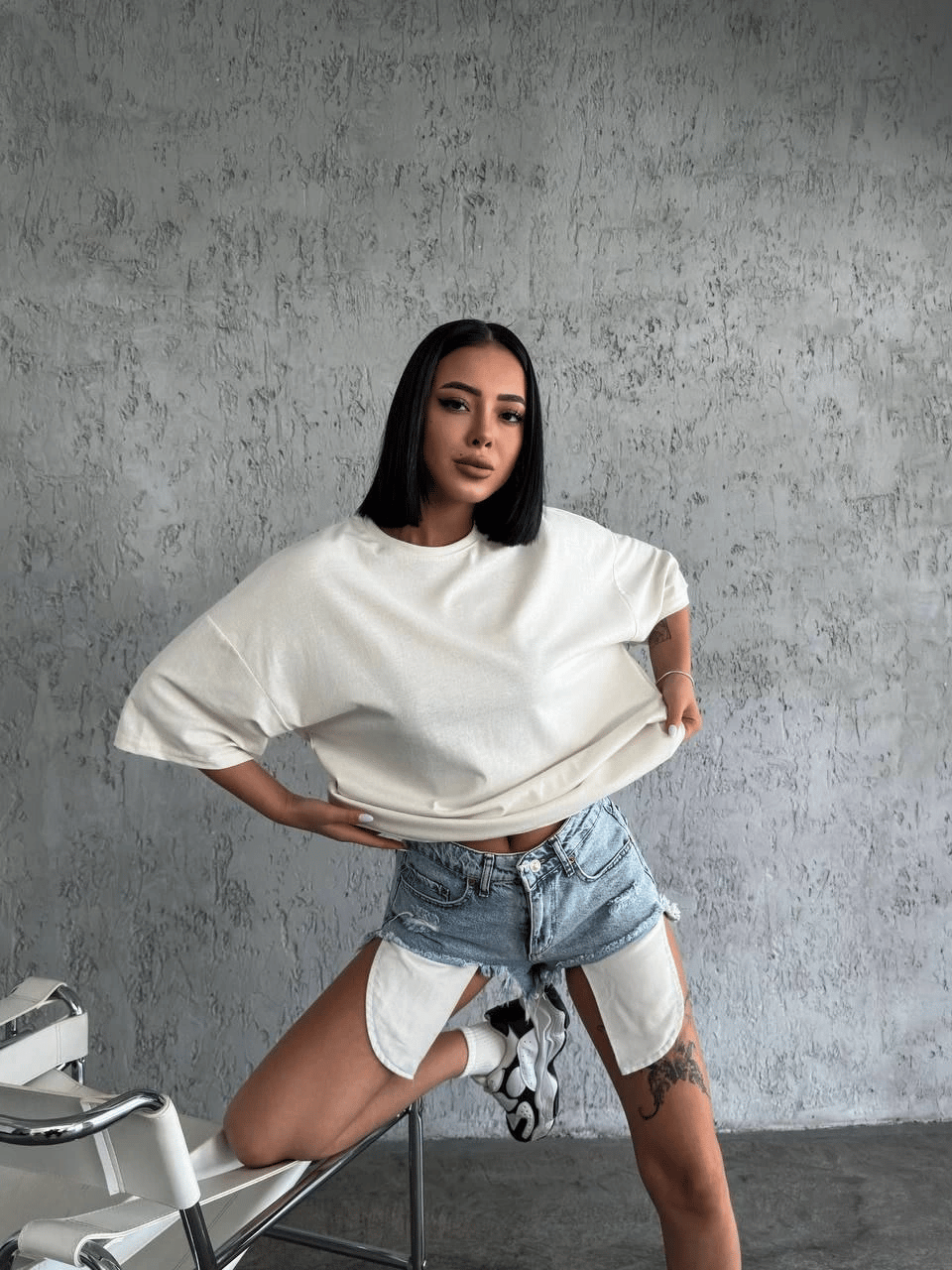 Kadın Düz T-Shirt Kısa Kol Bisiklet Yaka Oversize Rahat Kalıp Günlük Tişört - Beyaz