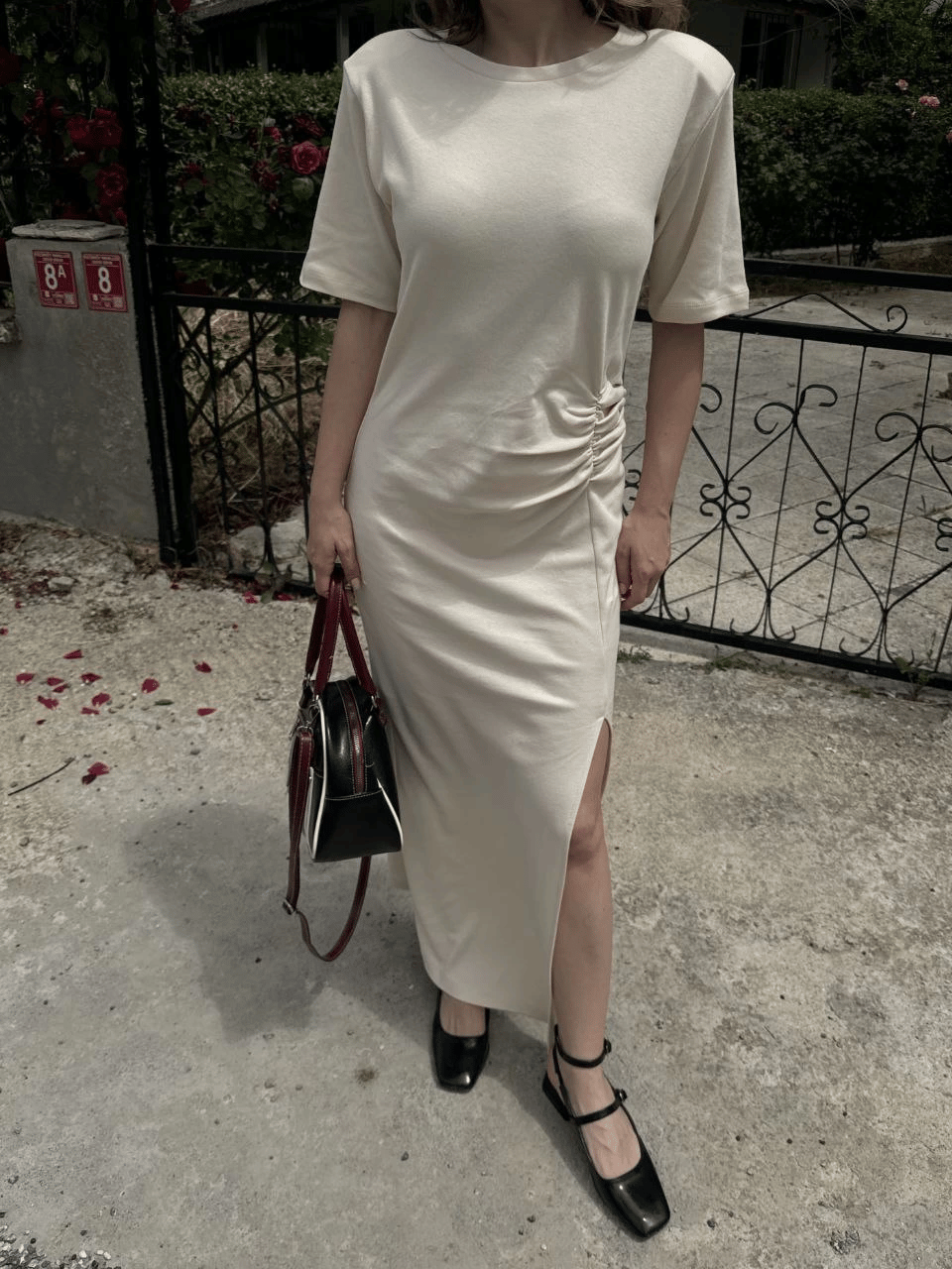 Kadın Kısa Kollu Uzun Yandan Yırtmaçlı Elbise - Bej
