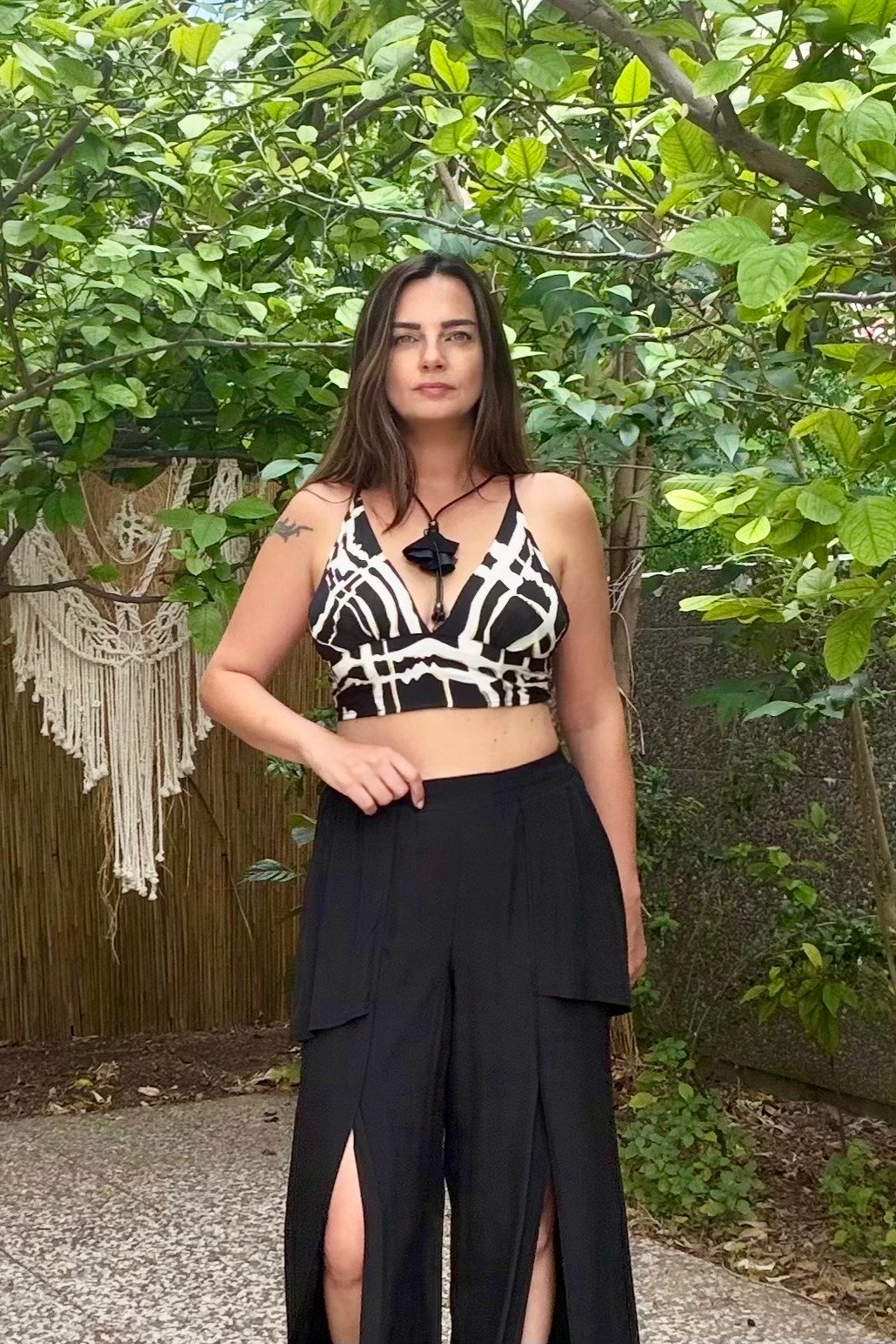 . - İpek Crop - Gold Black