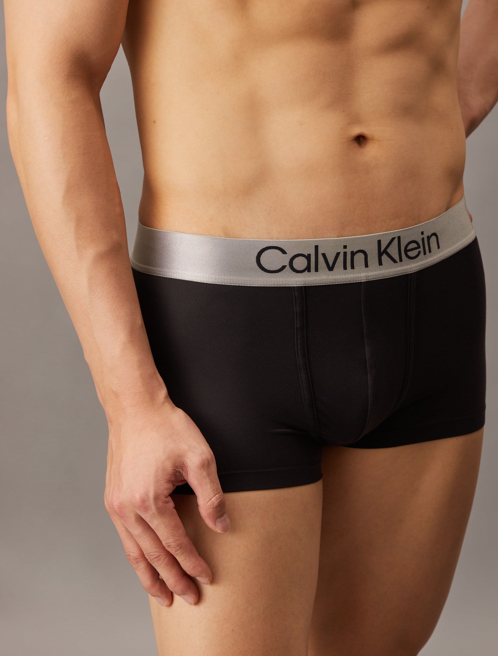 CALVIN KLEIN ERKEK TEKLİ BOXER LV00NB4127-UB1