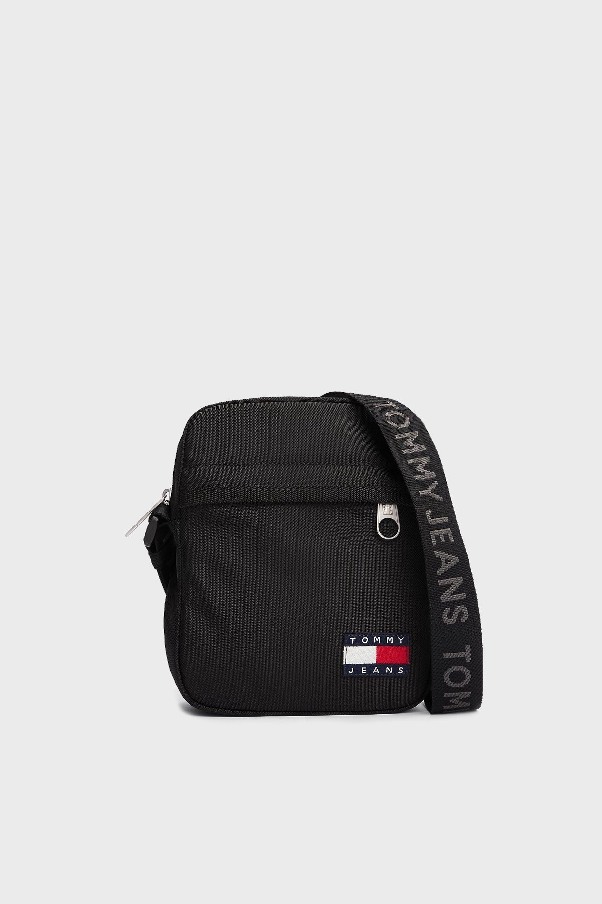 TOMMY HILFIGER ERKEK POSTACI ÇANTASI AM0AM12903-BDS