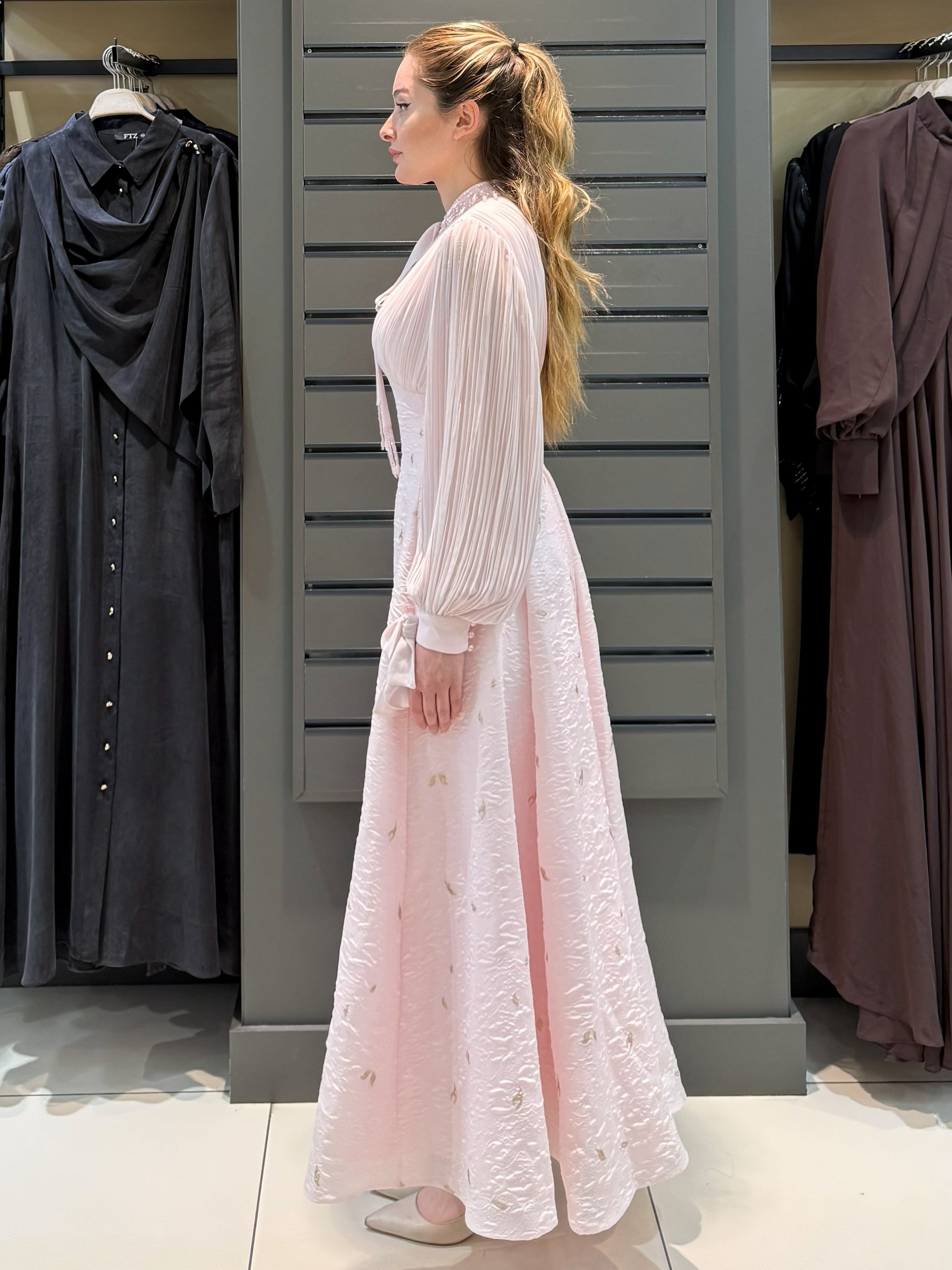 ÖZEL TASARIM ELBİSE PEMBE
